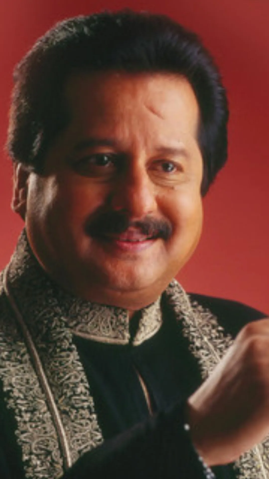 पंकज उधास ही नहीं, इन मशहूर गायकों की मौत से भी मची थी हलचल