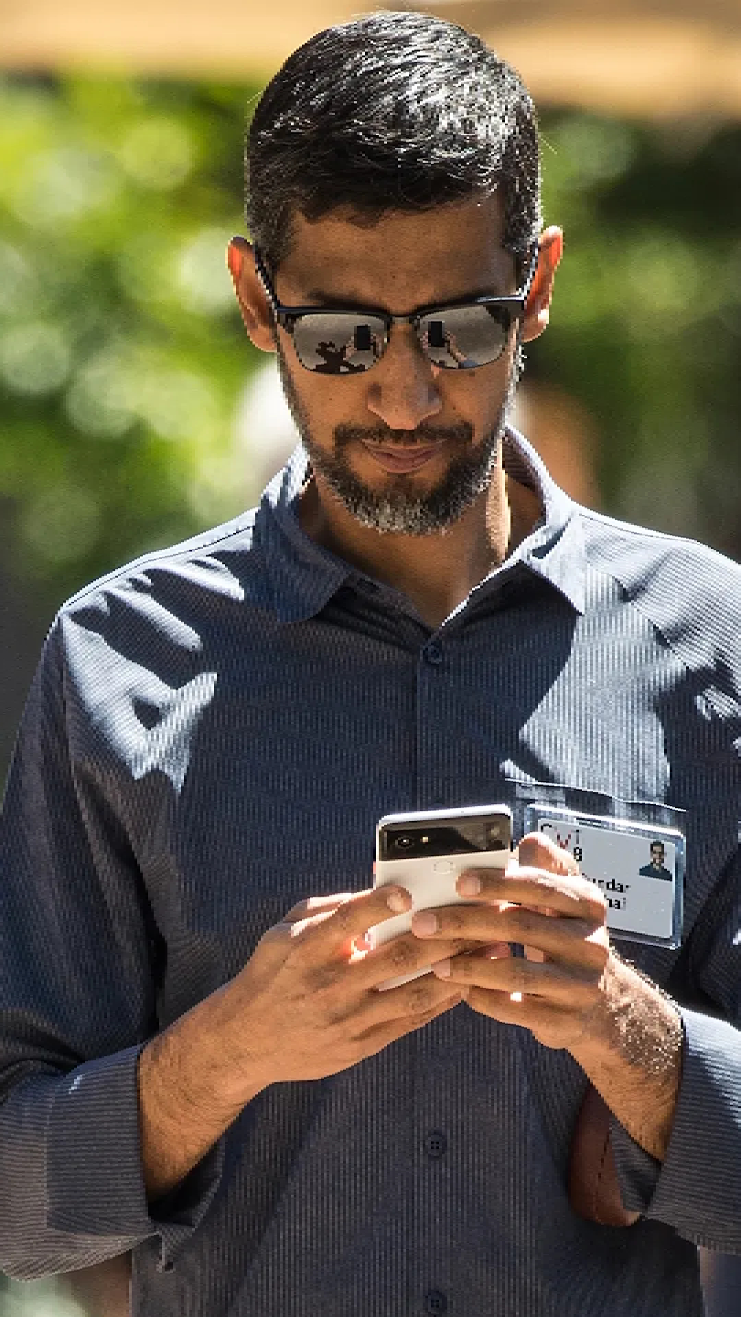 Google CEO सुंदर पिचाई यूज करते हैं 20 स्मार्टफोन, वजह जानकर हो जाएंगे हैरान