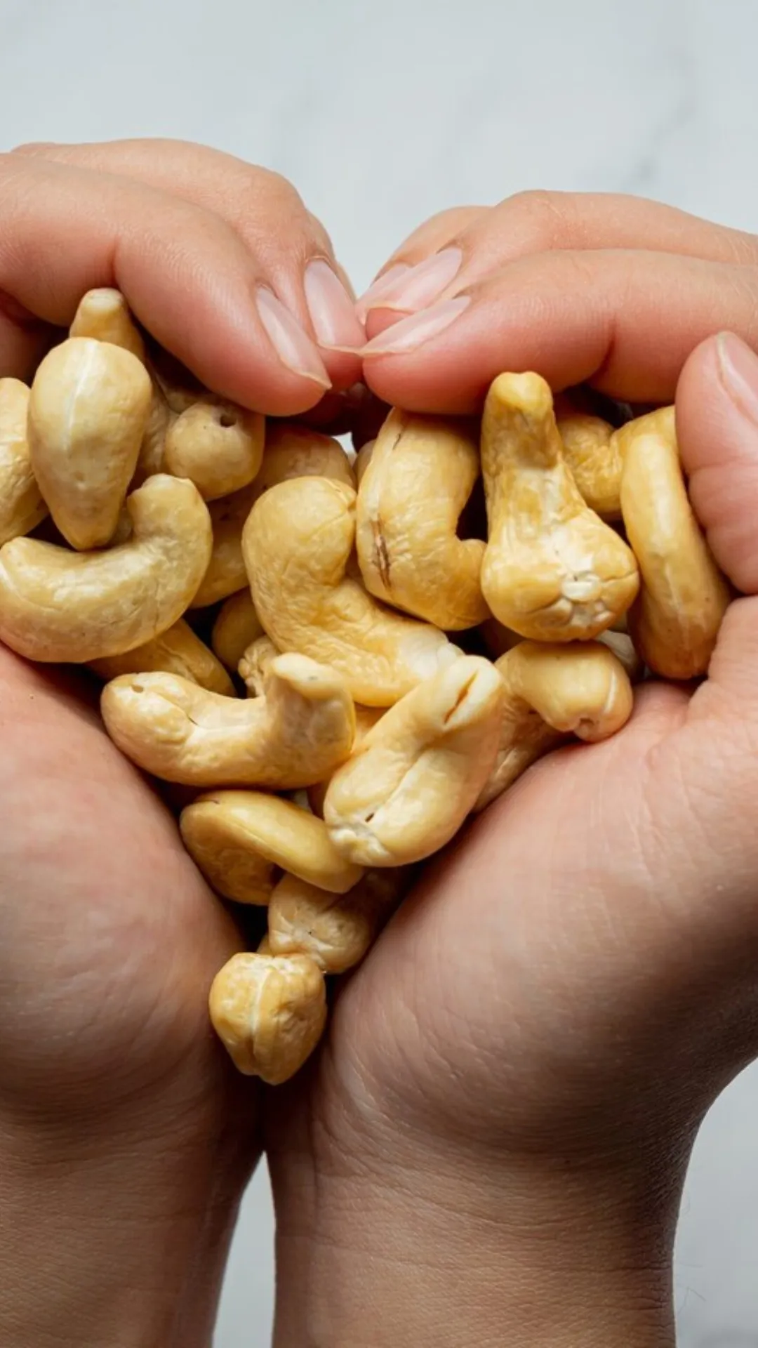 शुगर में काजू खा सकते हैं क्या, जान लें कितनी मात्रा में करें सेवन ?