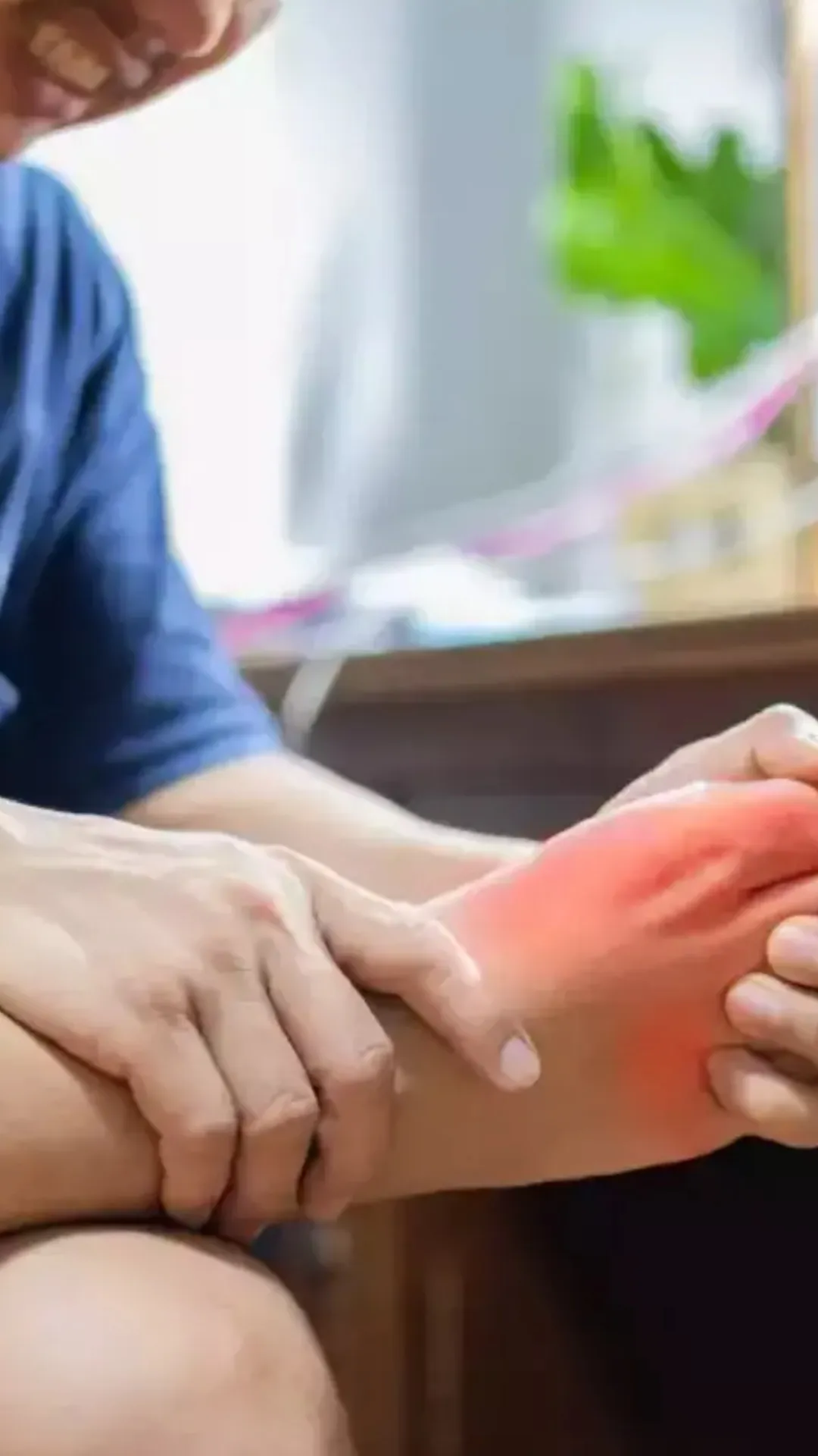 यूरिक एसिड को कंट्रोल करने में फायदेमंद हैं ये चीजें, डाइट में करें शामिल