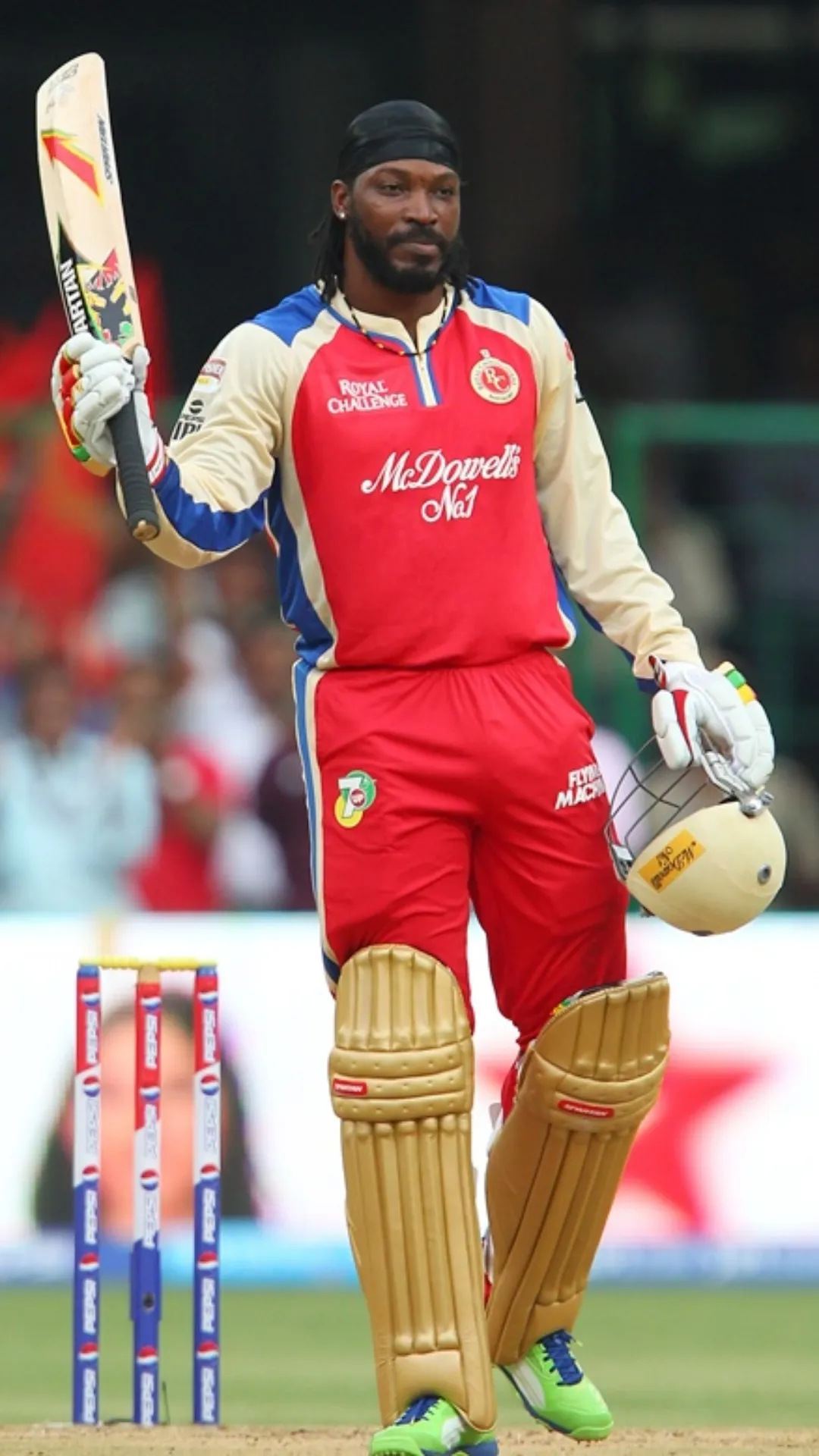 IPL के एक सीजन में 180+ की स्ट्राइक रेट से सबसे ज्यादा रन बनाने वाले बल्लेबाजों की लिस्ट