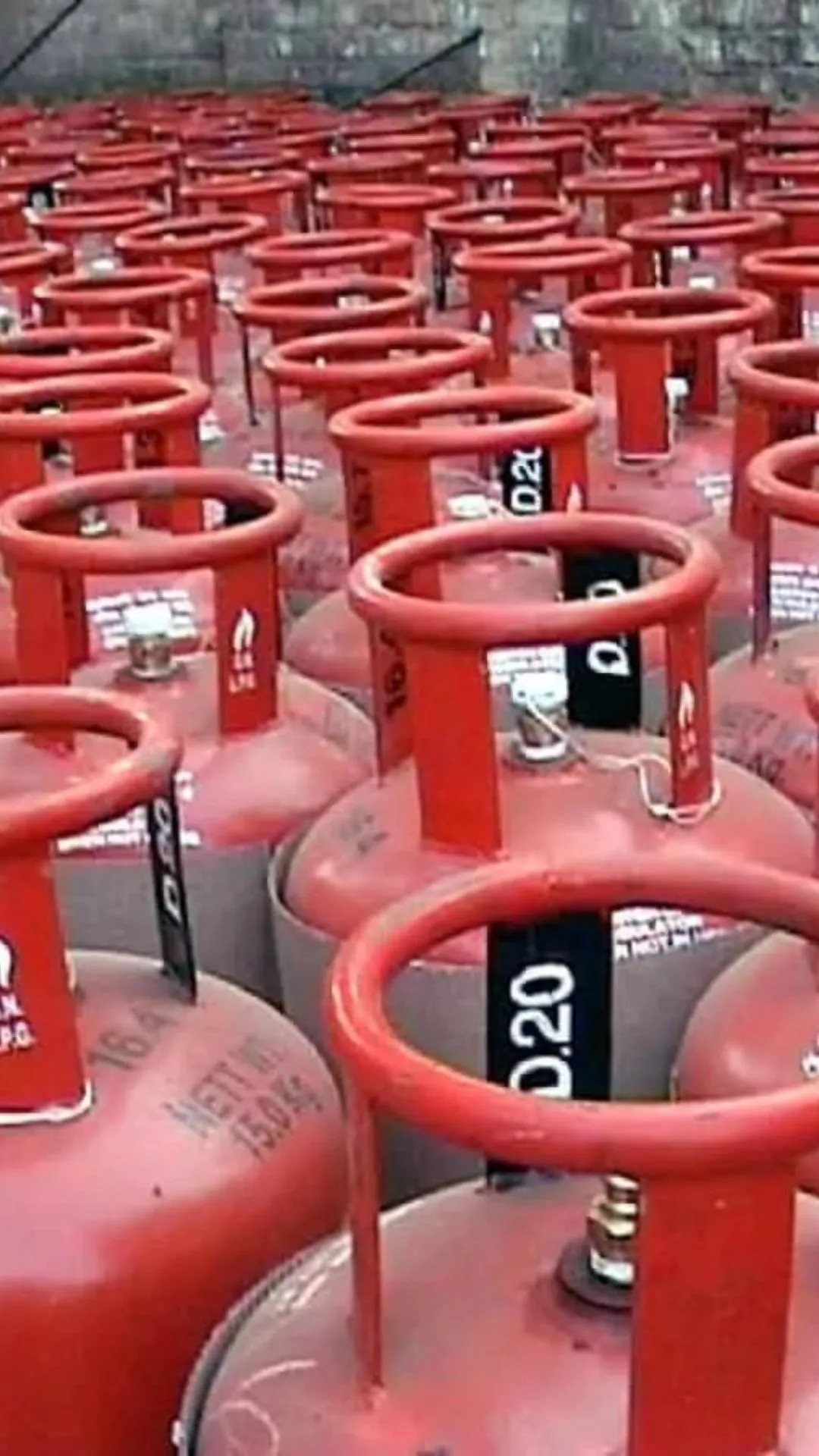 LPG: भारत में रोज कितने लोग भरवाते हैं एलपीजी सिलेंडर?