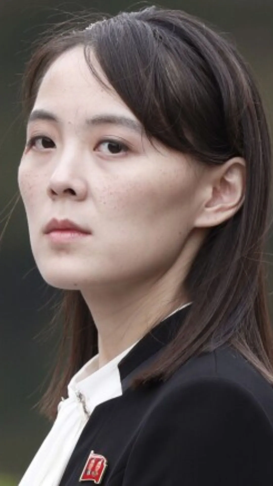 किम जोंग उन से भी दो कदम आगे है उसकी बहन, खूबसूरती ऐसी कि...