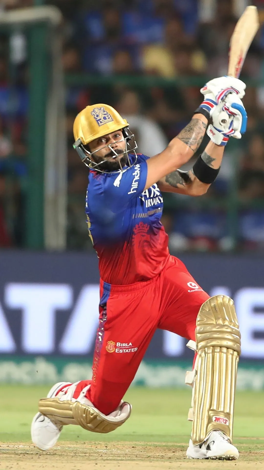 IPL में सबसे ज्यादा चौके-छक्के लगाने वाले खिलाड़ी, विराट ने रचा इतिहास