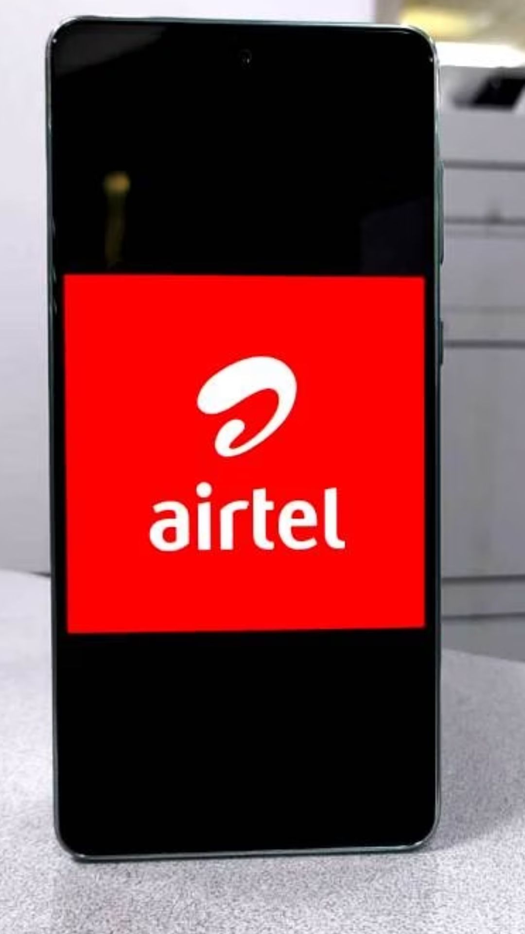 Airtel के इस प्लान ने उड़ाई सबकी नींद, 400 रुपये से कम में 20 OTT ऐप्स के साथ 84GB फ्री डेटा