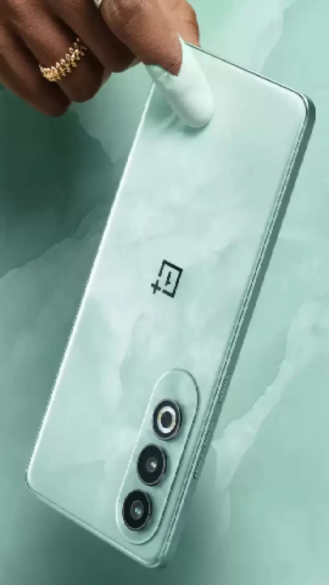 AnTuTu पर इन 10 स्मार्टफोन ने मचाई धूम, OnePlus का यह फोन बना 'फ्लैगशिप किलर'