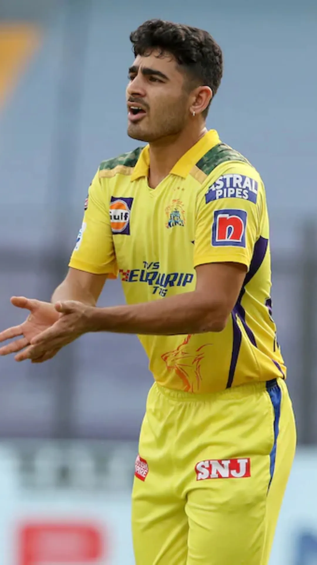 IPL के एक ओवर में सबसे ज्यादा रन खर्ज करने वाले CSK के गेंदबाजों की लिस्ट
