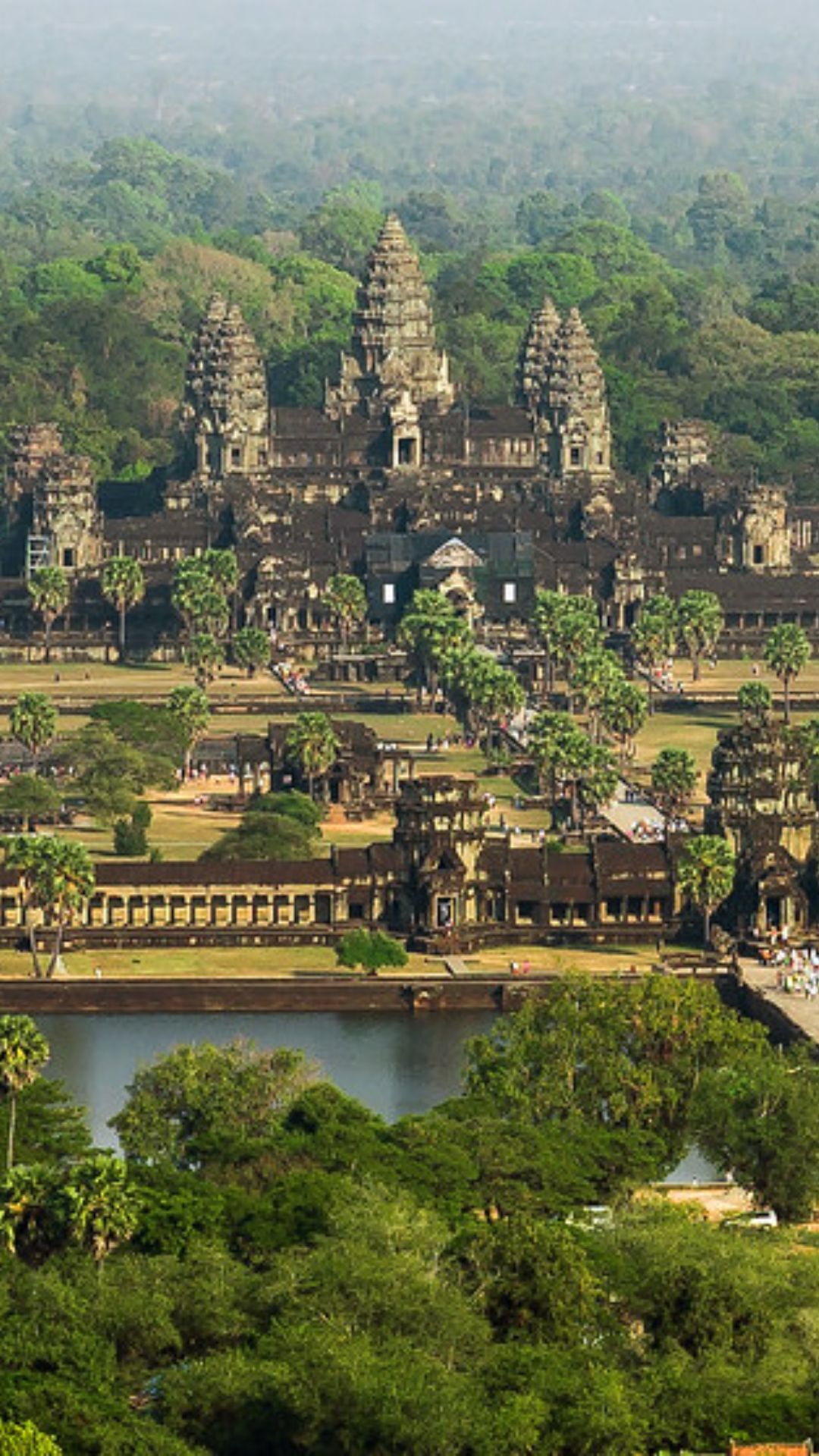 भारत नहीं यहां है दुनिया का सबसे बड़ा हिंदू मंदिर 