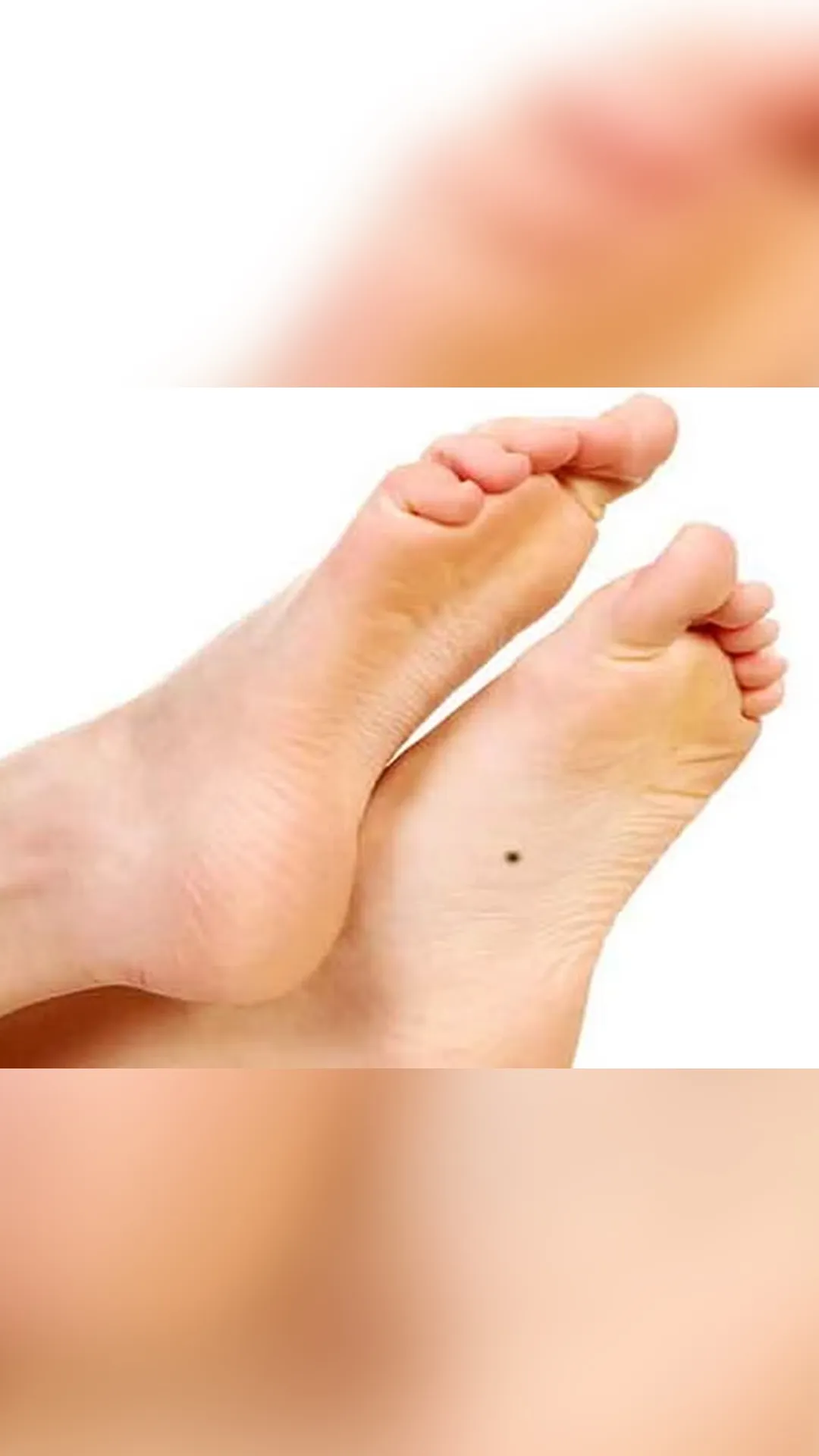 महिला के बाएं पैर के तलवे में खुजली होना शुभ या अशुभ
