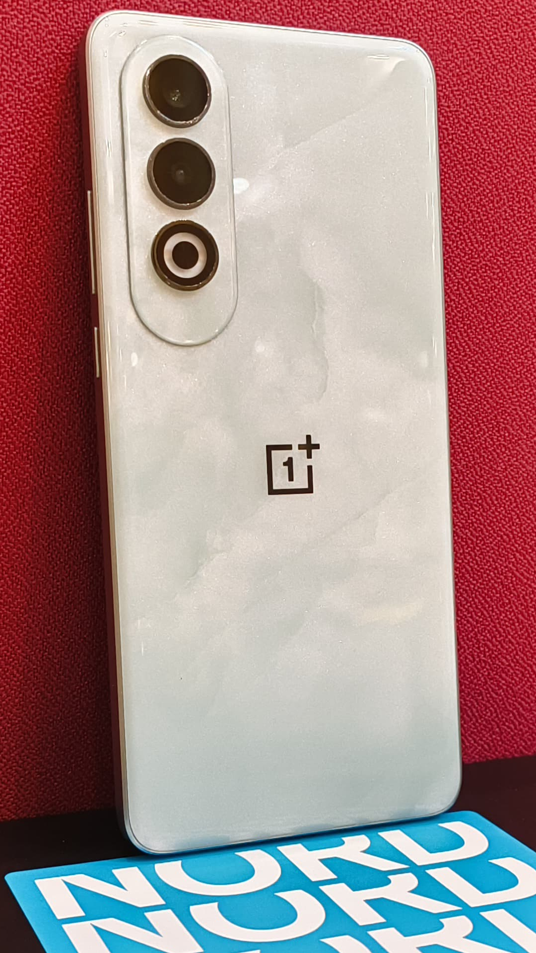 OnePlus Nord CE4 5G की कीमत हुई धड़ाम, हजारों रुपये सस्ता हुआ वनप्लस का लेटेस्ट स्मार्टफोन