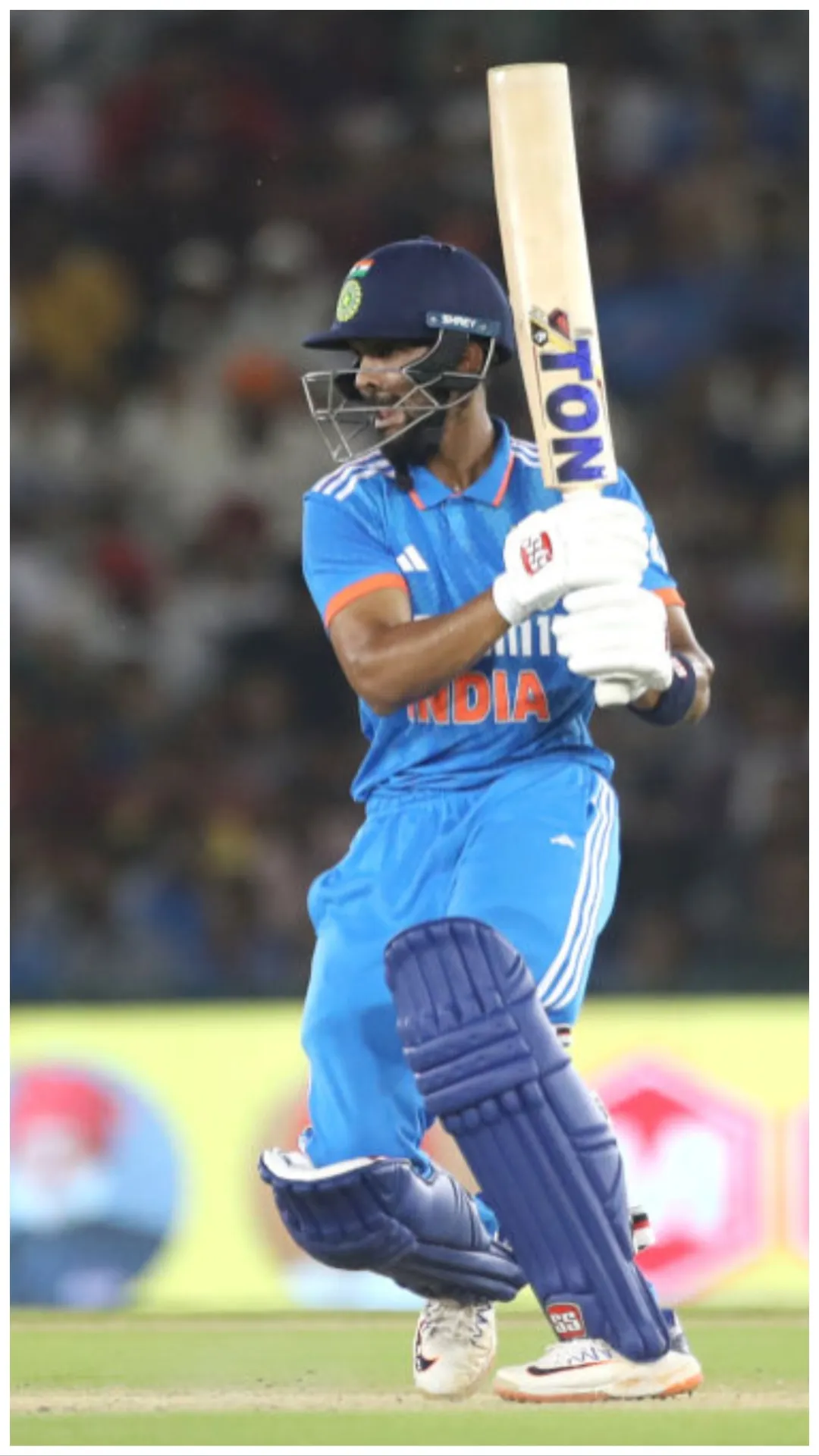 ICC T20 रैंकिंग में रुतुराज गायकवाड को नुकसान, इस खिलाड़ी ने मारी छलांग 
