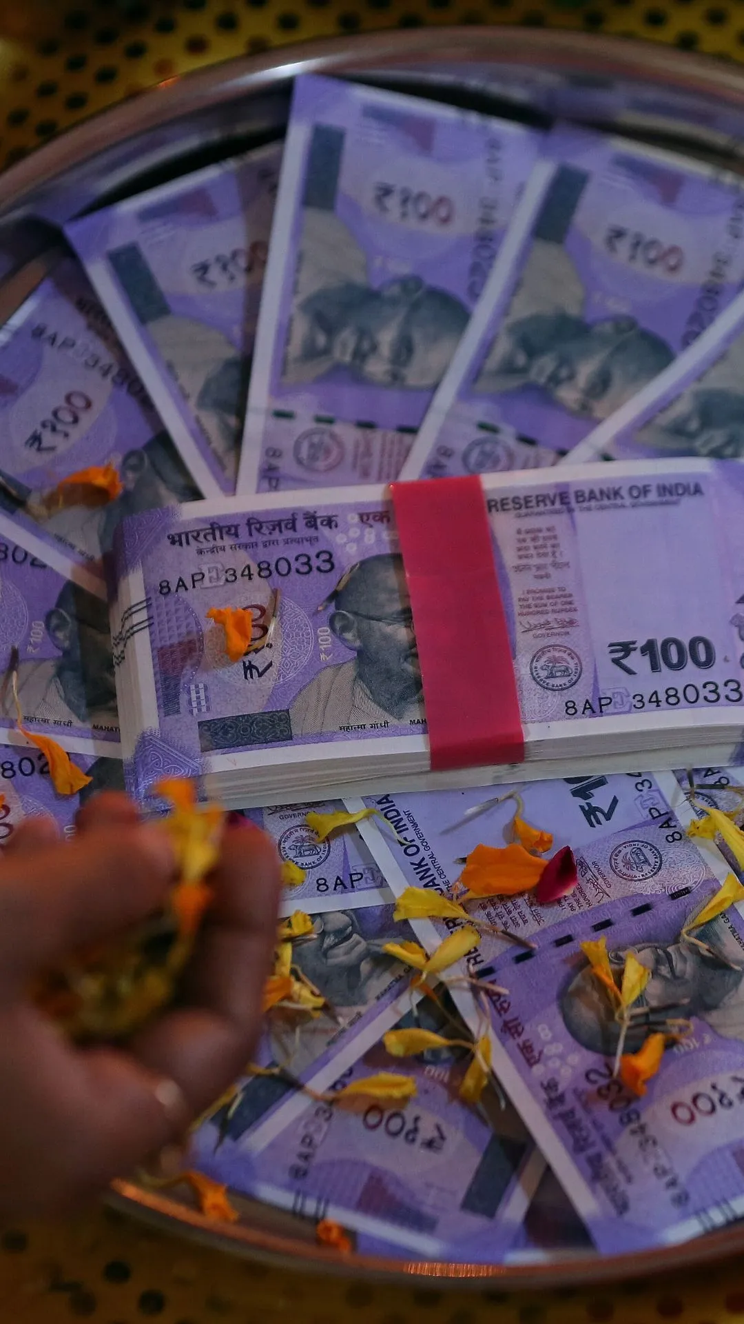 ₹5,000 की SIP से कितने साल में बनेंगे 1 करोड़ रुपये, यहां देखें कैलकुलेशन