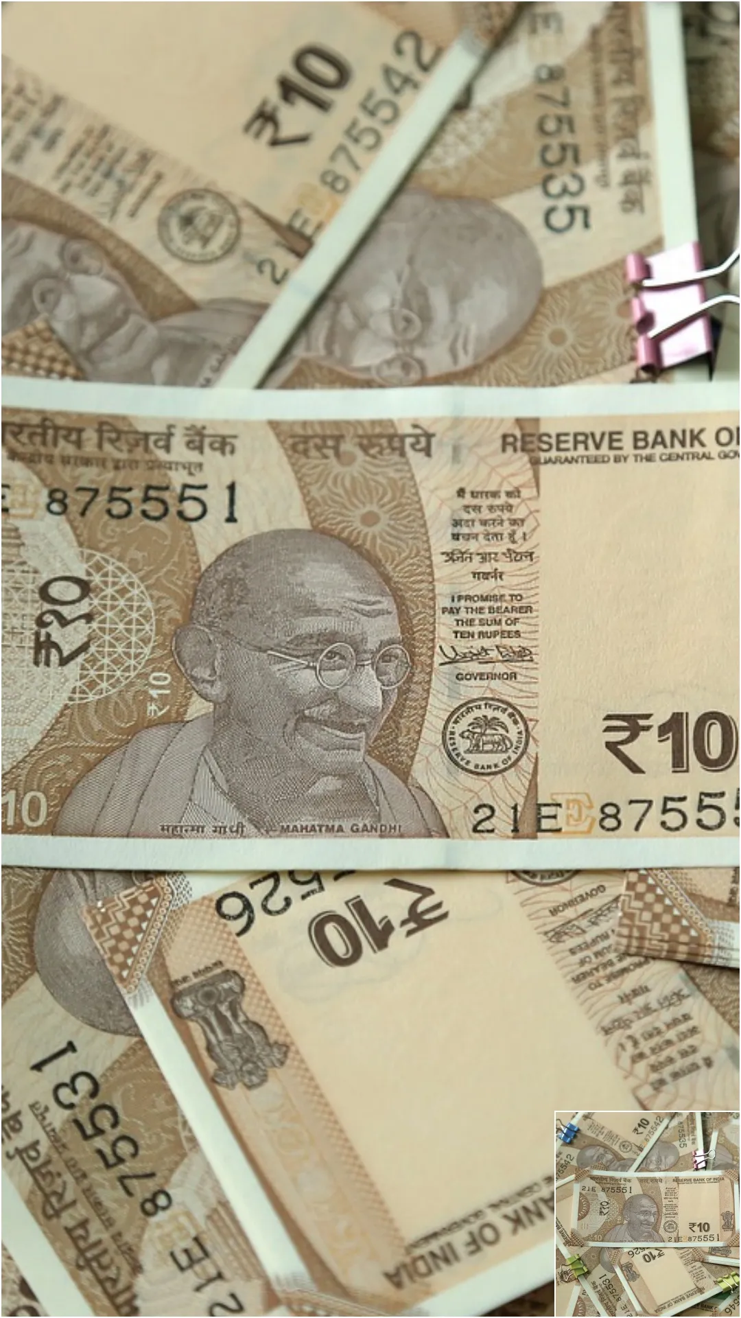 Savings Account में कितना पैसा रख सकते हैं?