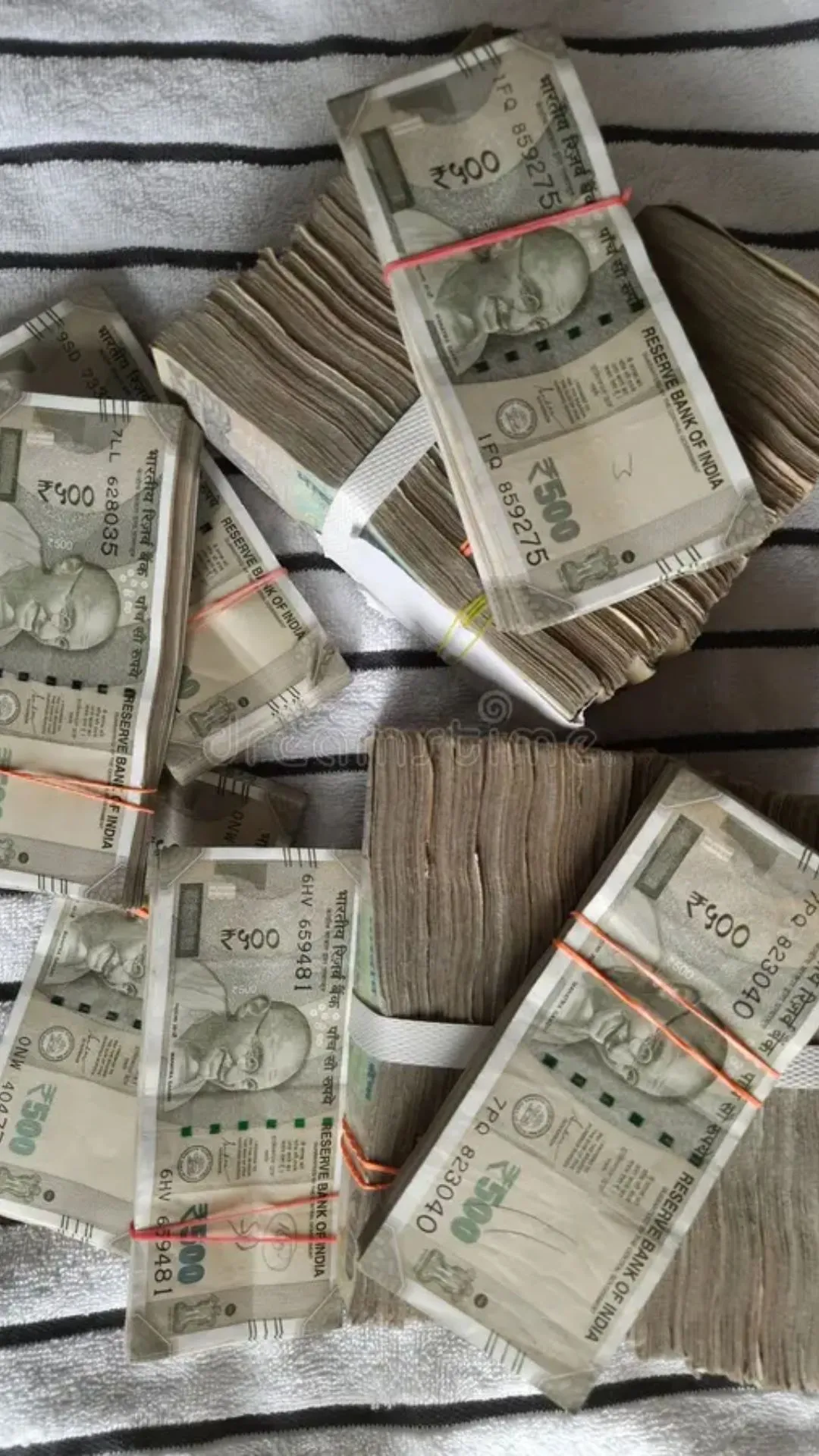 स्टॉक मार्केट से लगने लगा डर! SBI, BoB, IDBI समेत इन 5 बैंकों के स्पेशल FD में पाएं बंपर रिटर्न