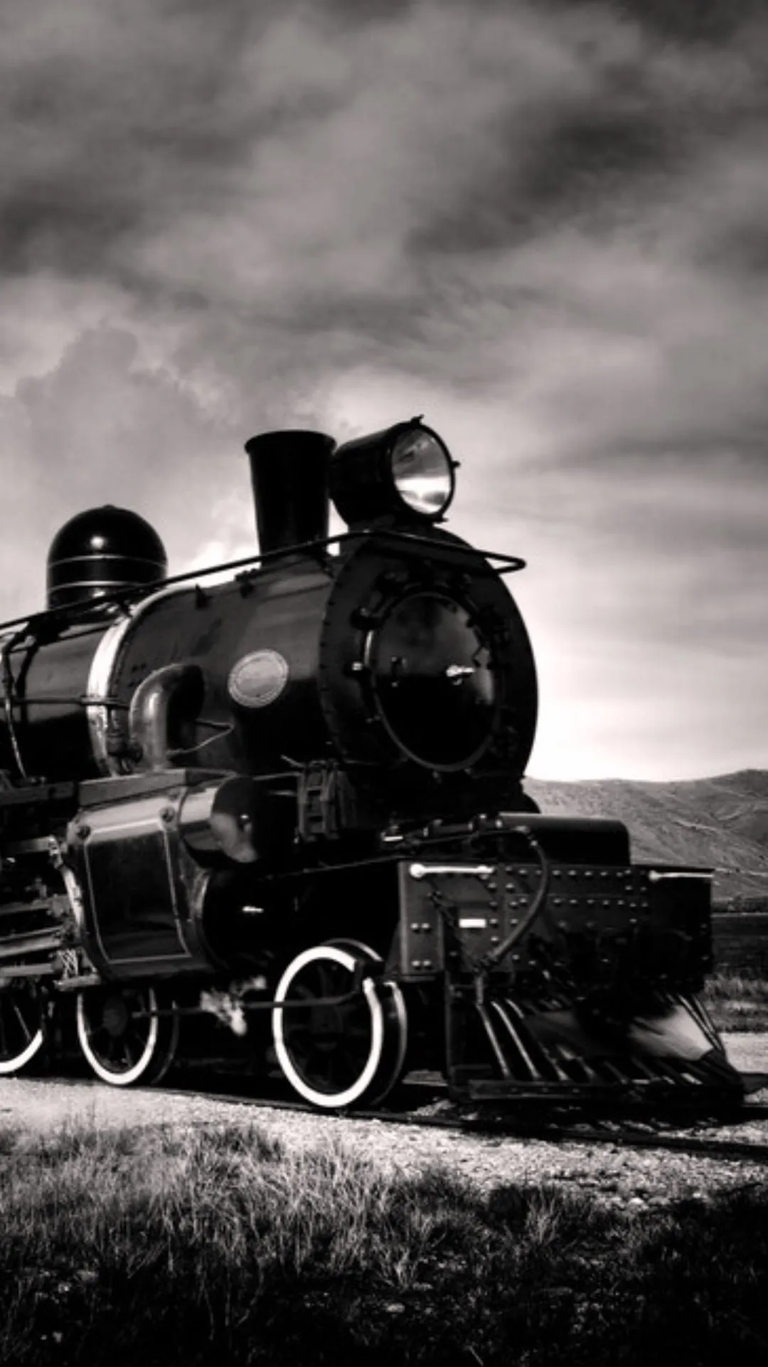 कब और कहां चली थी भारत में पहली ट्रेन?