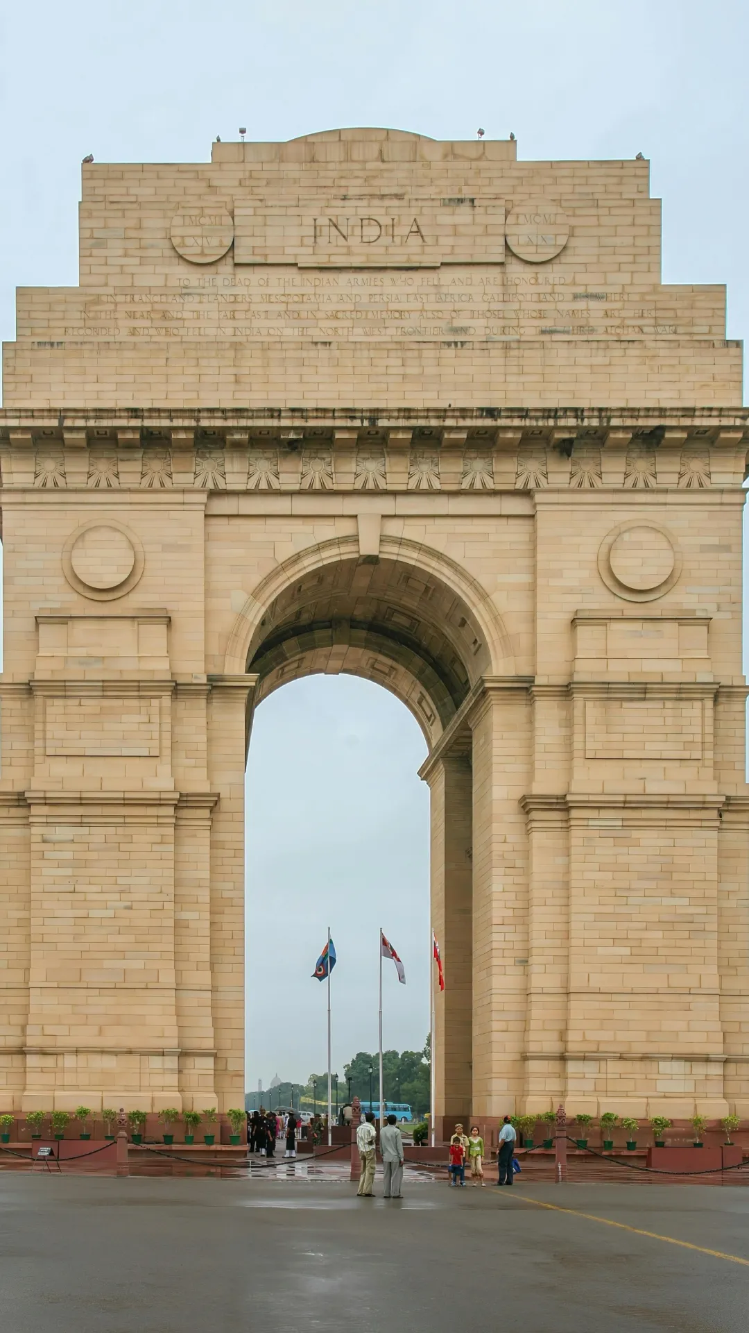 दिल्ली में किस धर्म की कितनी प्रतिशत आबादी है?