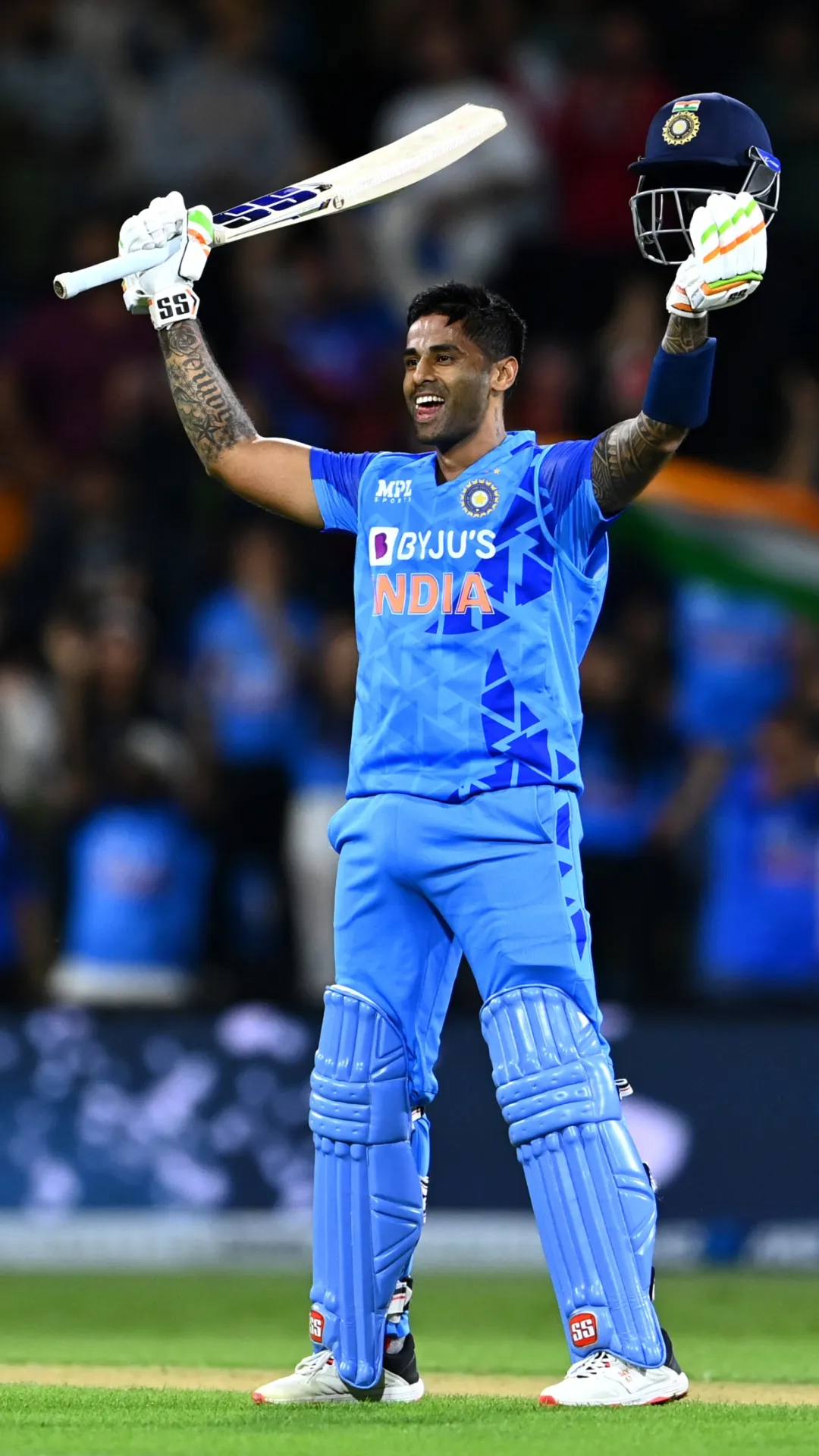 इंग्लैंड के खिलाफ T20I क्रिकेट में शतक जड़ने वाले 8 धाकड़ बल्लेबाज, लिस्ट में 3 भारतीय शामिल