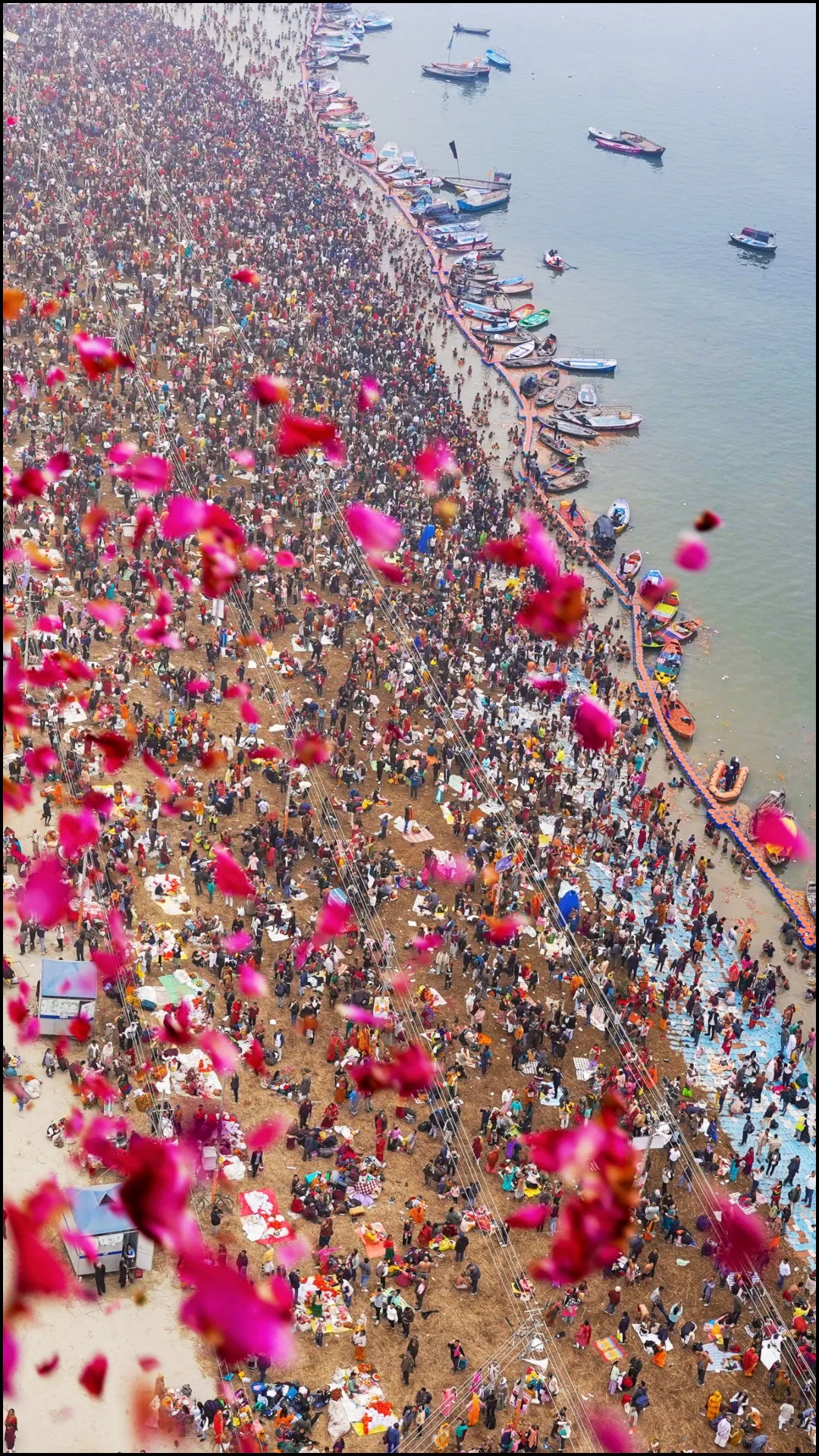 महाकुंभ में जरूर लेकर जाएं ये 5 चीजें