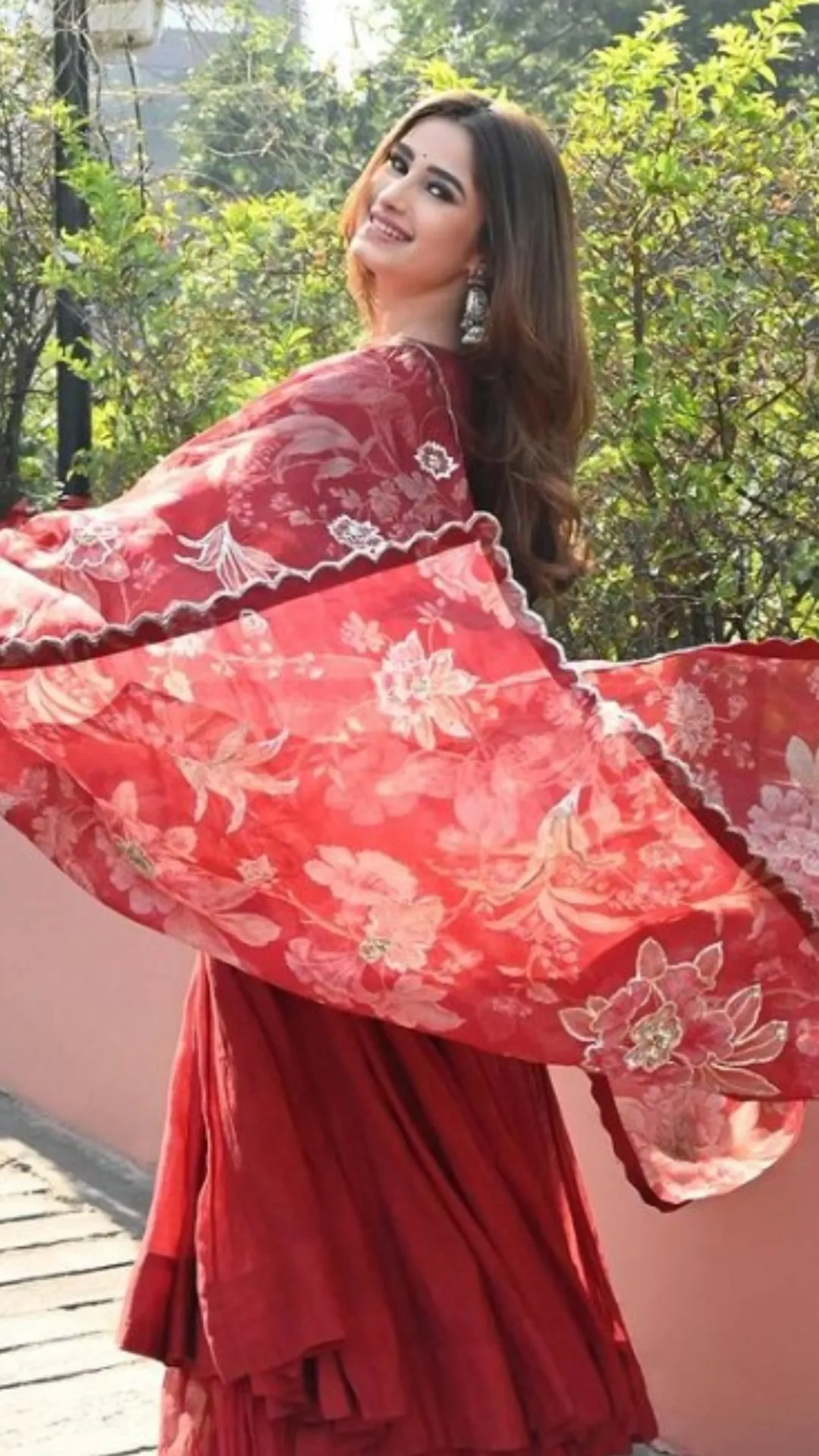 'आंटी बोलो', तमन्ना भाटिया और राशा थडानी की मजेदार बातें हो रही वायरल