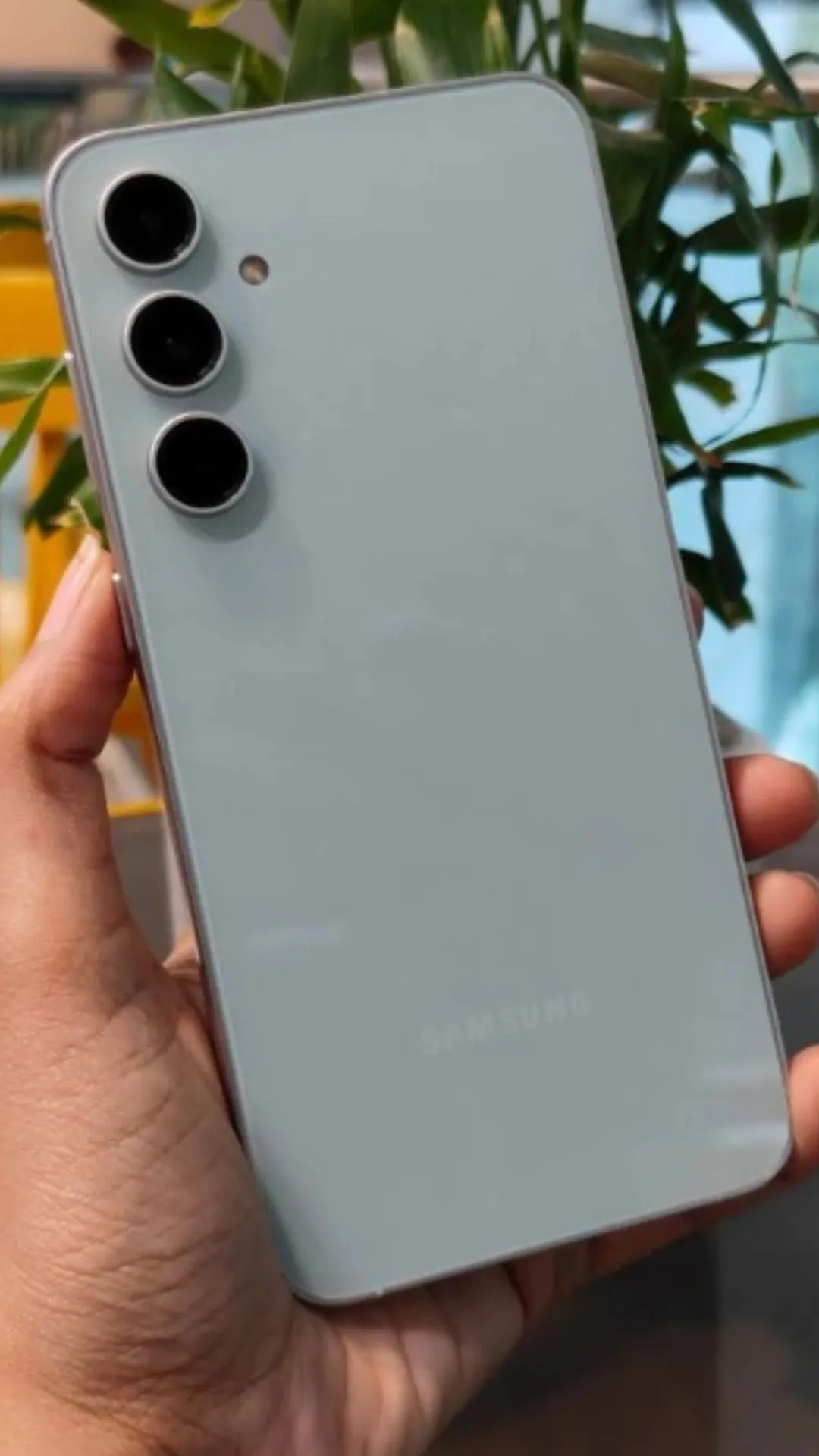 Samsung Galaxy S23 FE हुआ सस्ता, आधी कीमत में घर लाने का मौका