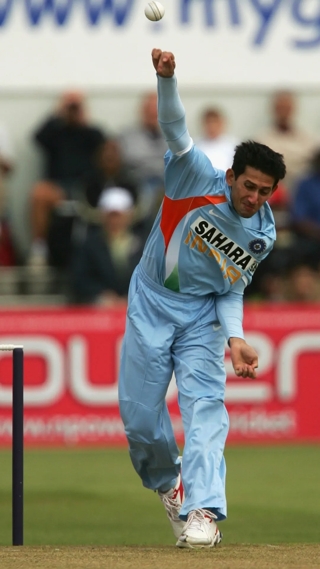 चैंपियंस ट्रॉफी में सबसे ज्यादा रन लुटाने वाले टॉप-10 गेंदबाज, लिस्ट में दो दिग्गज भारतीय शामिल