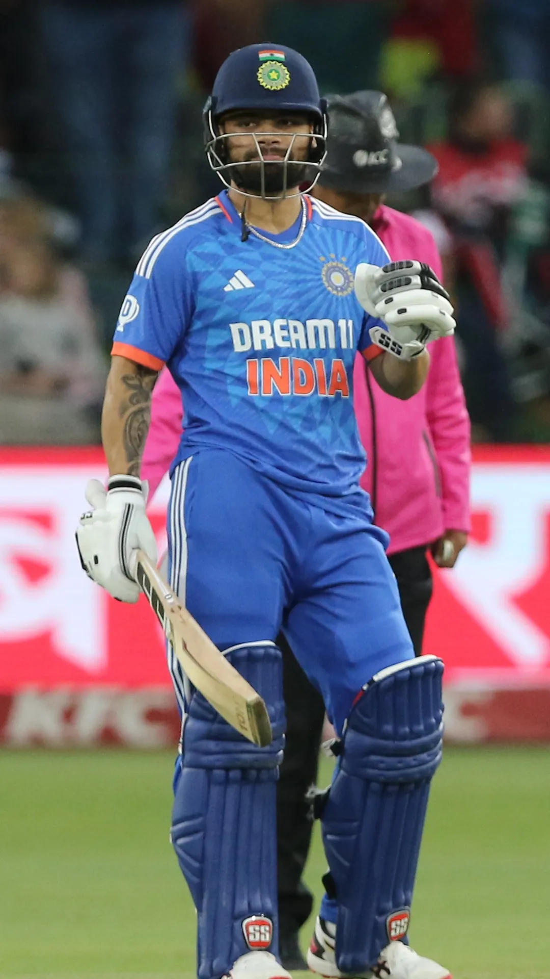 T20I में नंबर-6 पर बल्लेबाजी करते हुए सबसे ज्यादा रन बनाने वाले भारतीय बल्लेबाज, जानें टॉप-10 की लिस्ट