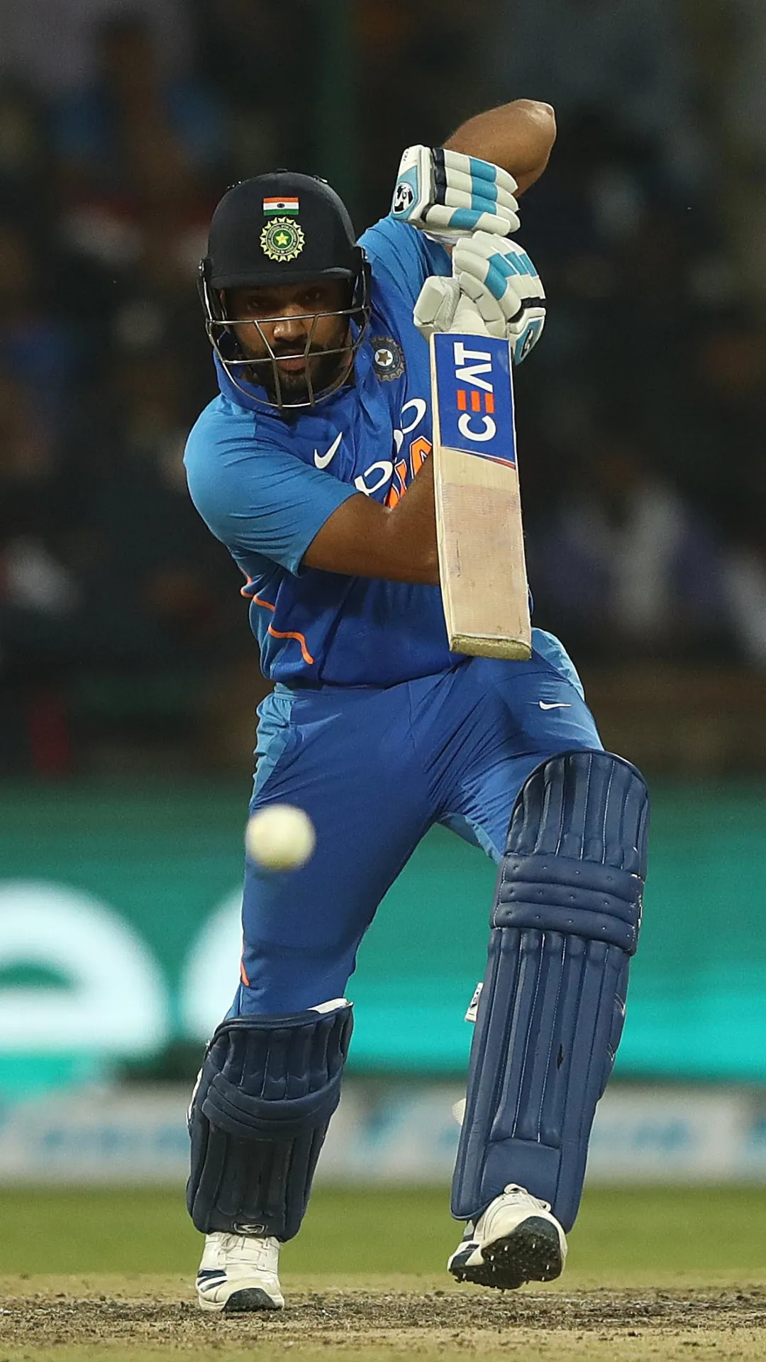 रोहित शर्मा ने साल 2019 में बांग्लादेश के खिलाफ T20I मैच के पावरप्ले में 46 रन बनाए थे।