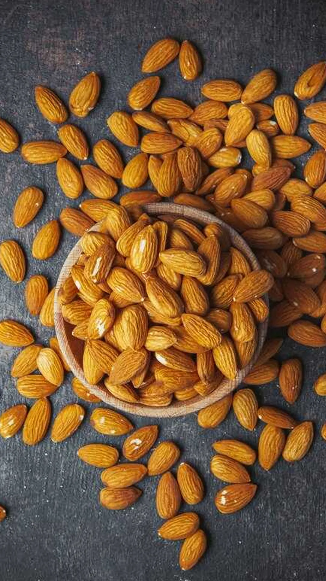 बादाम की तासीर कैसी होती है?