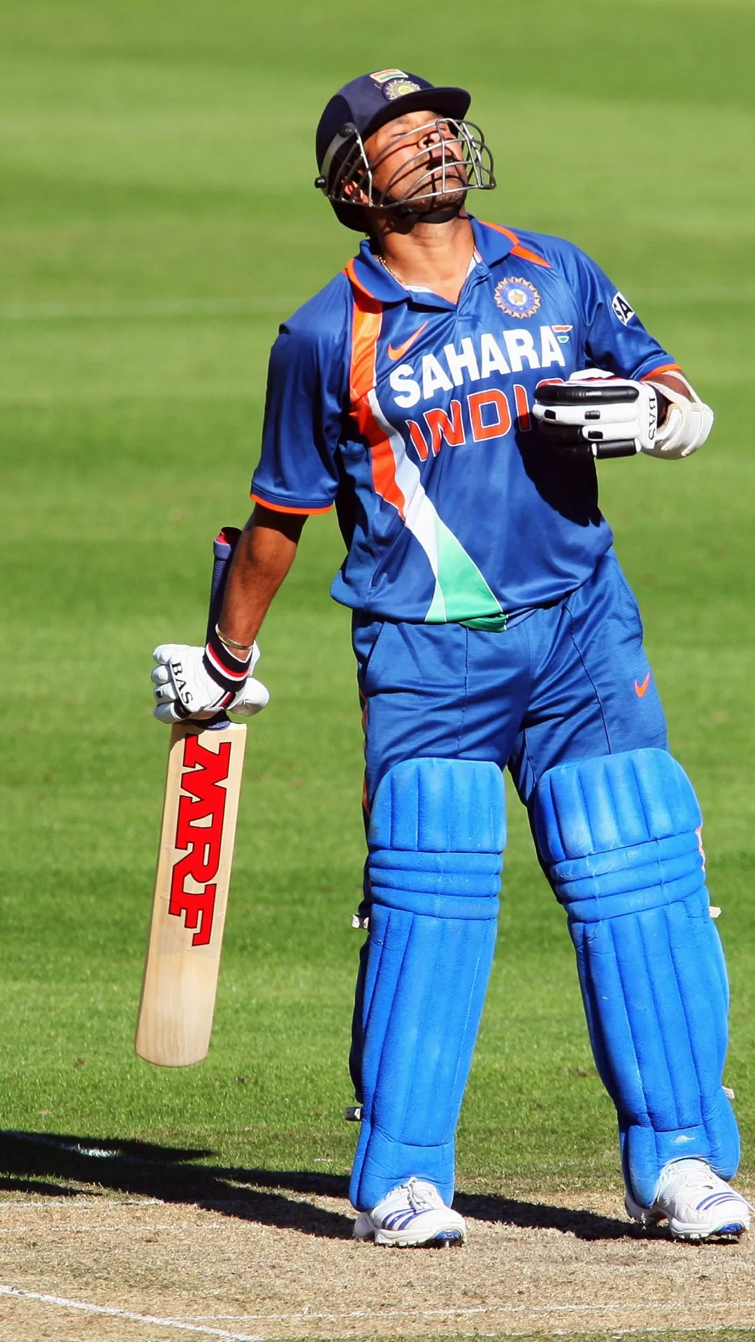 ODIs में सबसे तेज 11000 रन पूरे करने वाले धाकड़ बल्लेबाज, सचिन का रिकॉर्ड होगा चकनाचूर