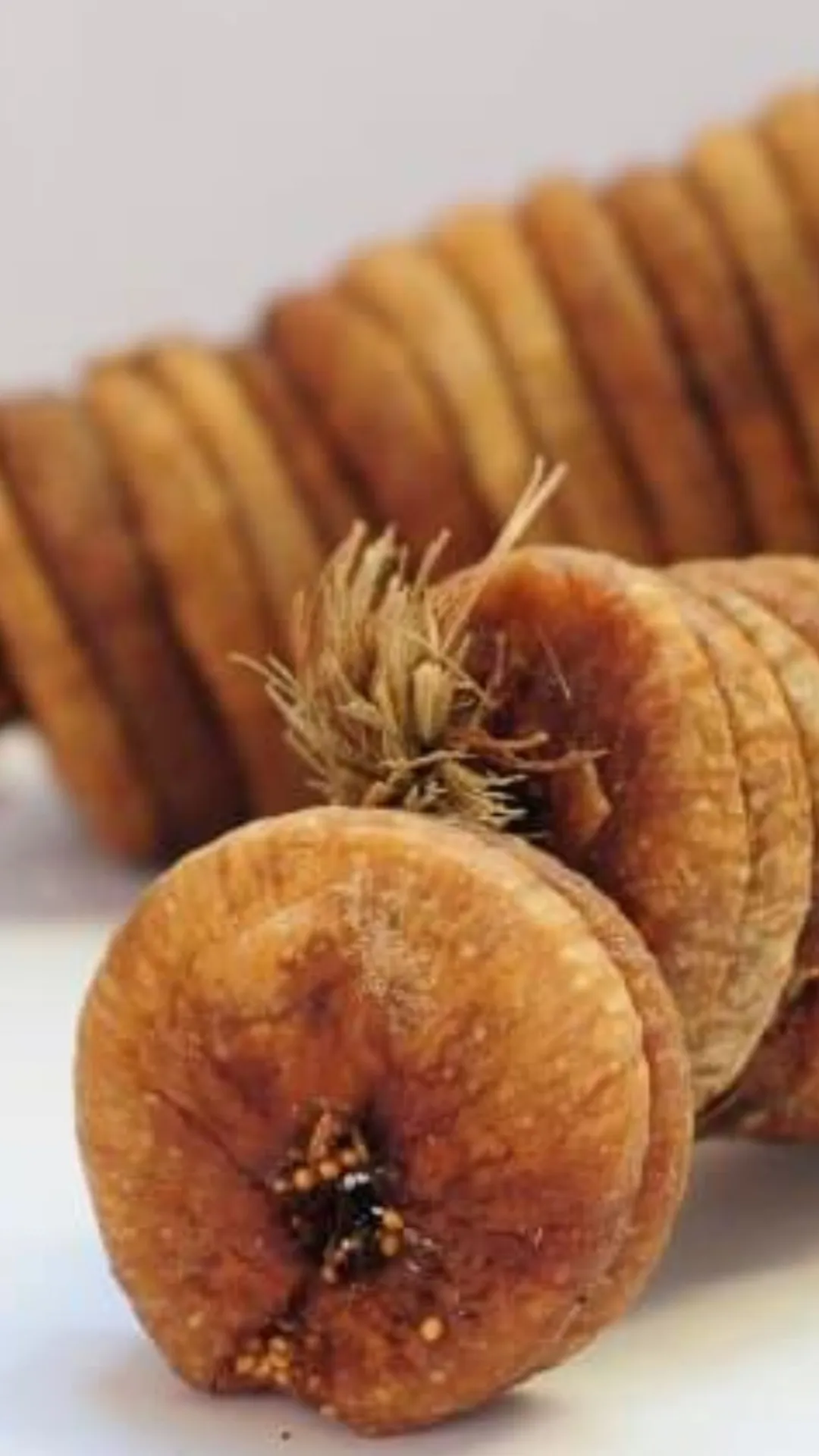 अंजीर की तासीर ठंडी होती है या गर्म? 