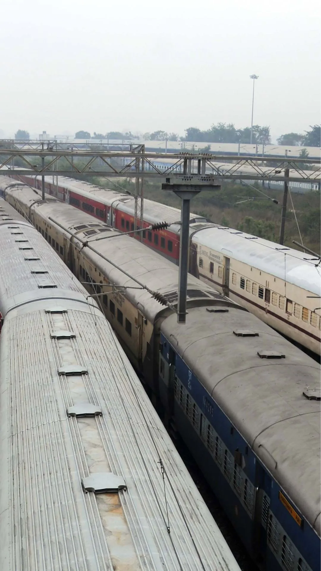 भारत के किस रेलवे स्टेशन पर हैं सबसे ज्यादा प्लैटफॉर्म्स?