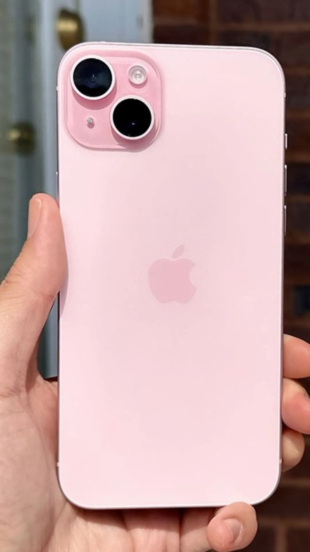 iPhone 15 256GB की कीमत फिर से धड़ाम, यहां मिलेगा सबसे सस्ता