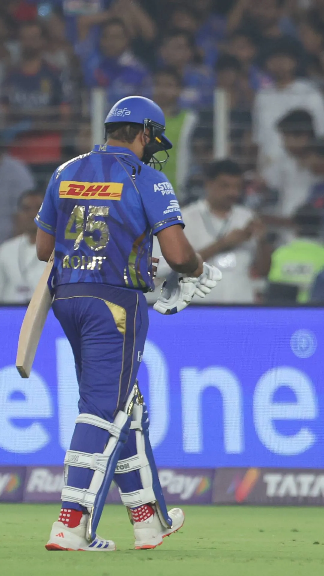 IPL में सबसे ज्यादा बोल्ड आउट होने वाले प्लेयर्स, रोहित शर्मा के आंकड़े देख रह जाएंगे हैरान