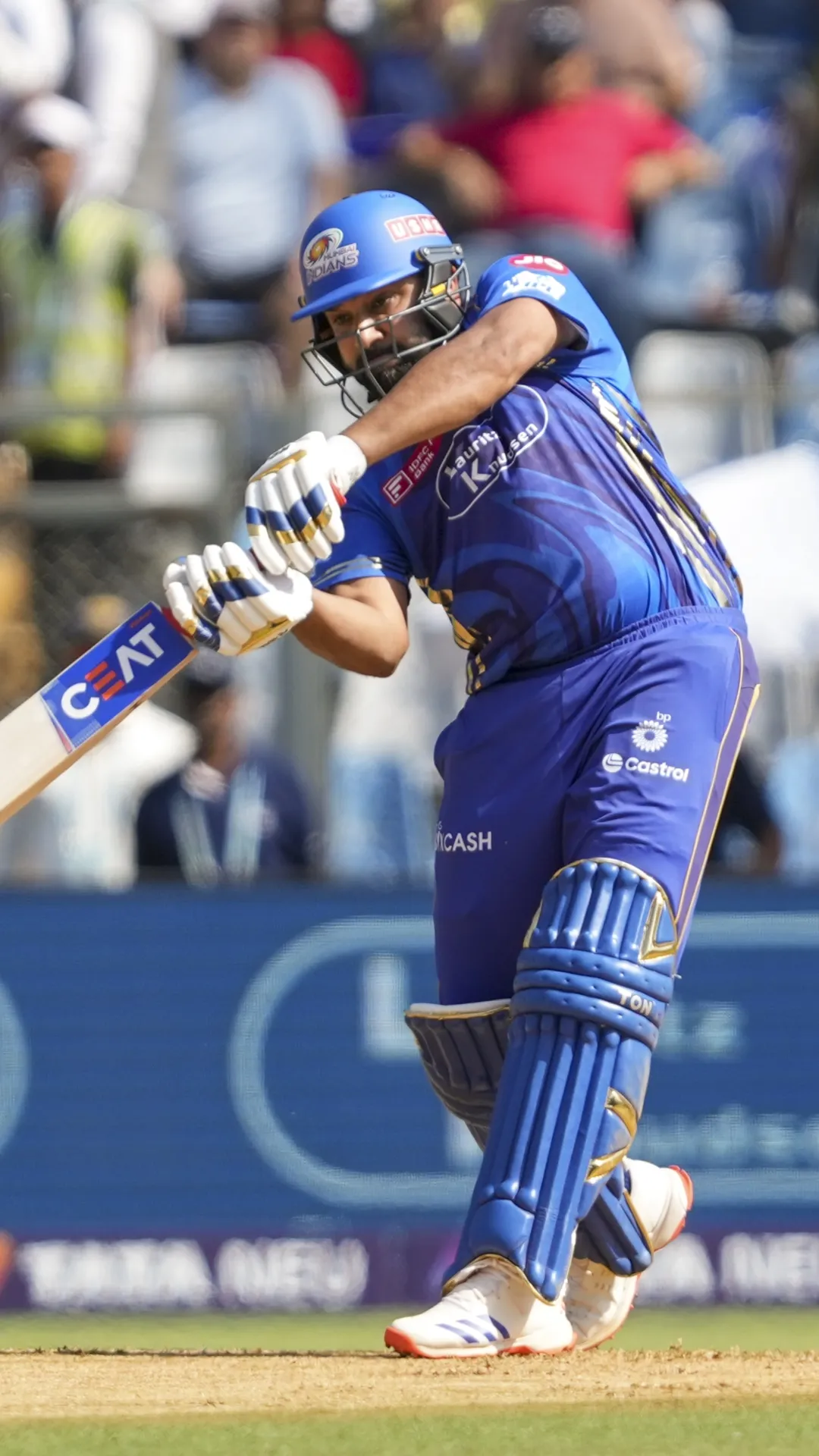 IPL में पावरप्ले में सबसे ज्यादा सिक्स लगाने वाले खिलाड़ी, रोहित शर्मा इस नंबर पर पहुंचे