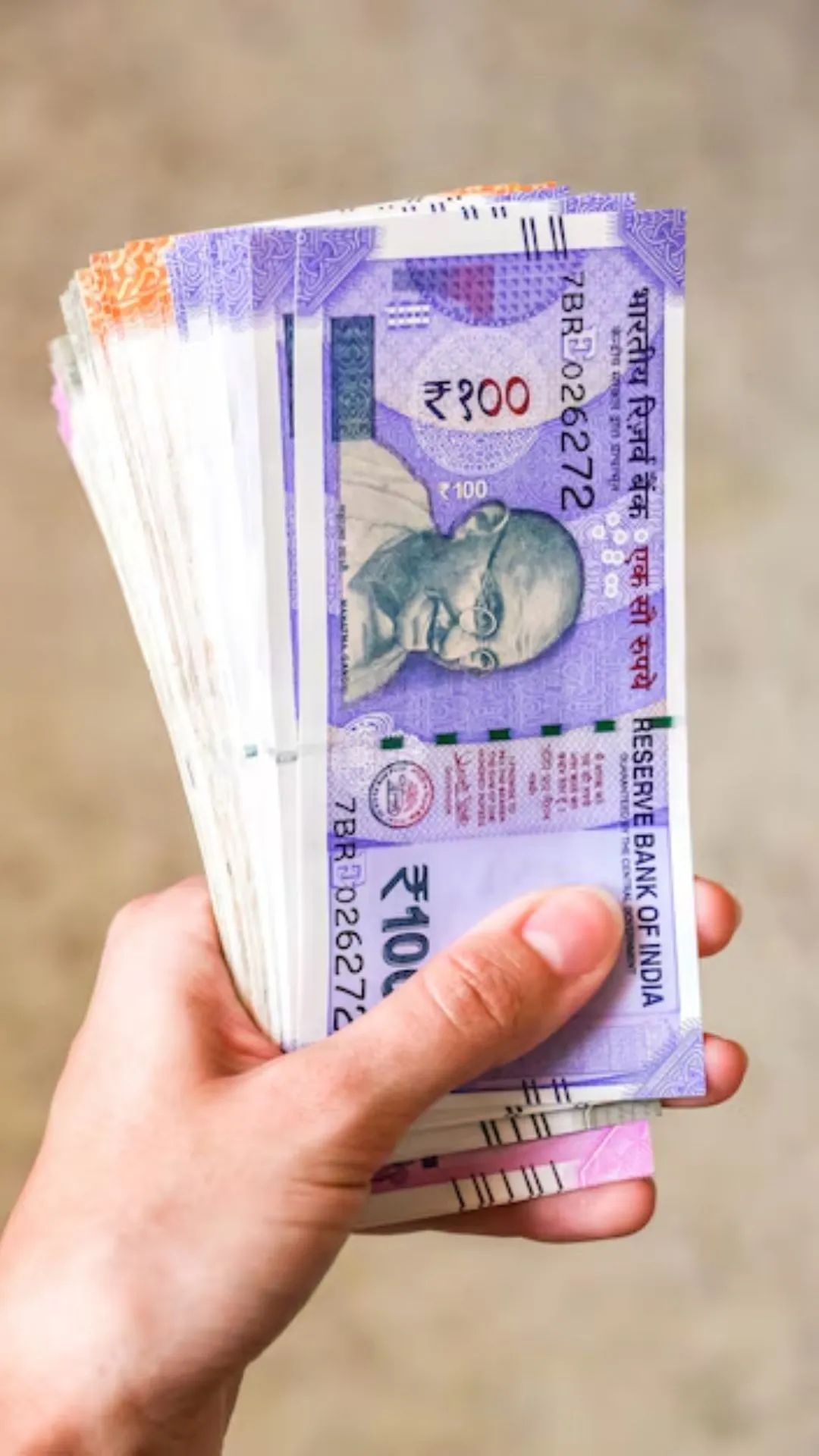 SIP में हर महीने ₹2000 जमा करें तो 20 साल में कितना फंड होगा तैयार
