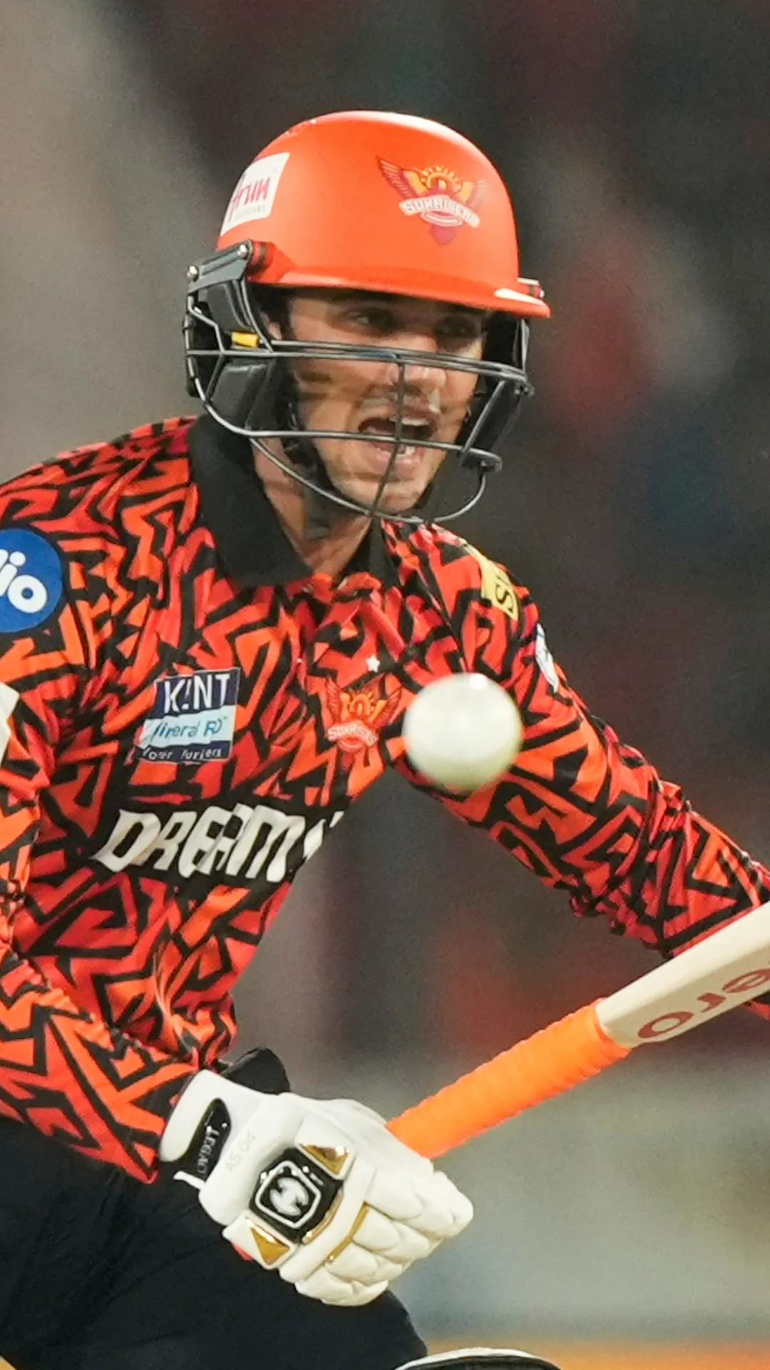 IPL 2025 में हिस्सा लेने वाली सभी 10 टीमों के लिए सबसे बड़ी पारी खेलने वाले बल्लेबाज, अभिषेक ने रचा इतिहास
