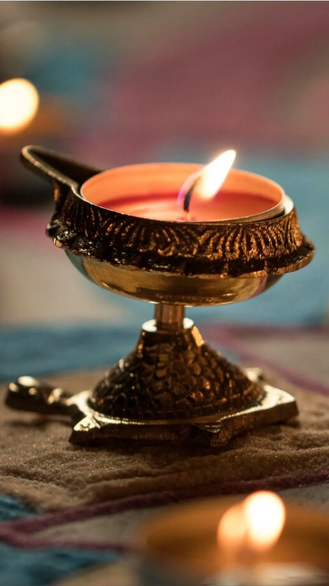 अक्षय तृतीया के दिन इन जगहों पर जलाएं दीया, घर का दरवाजा खटखटाएंगी मां लक्ष्मी
