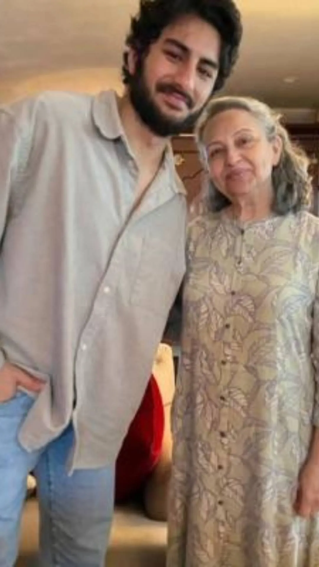 'वो हैंडसम हैं, लेकिन उनकी फिल्म...' शर्मिला टैगोर ने शेयर किया पोते इब्राहिम की 'नादानियां' पर अपना रिव्यू