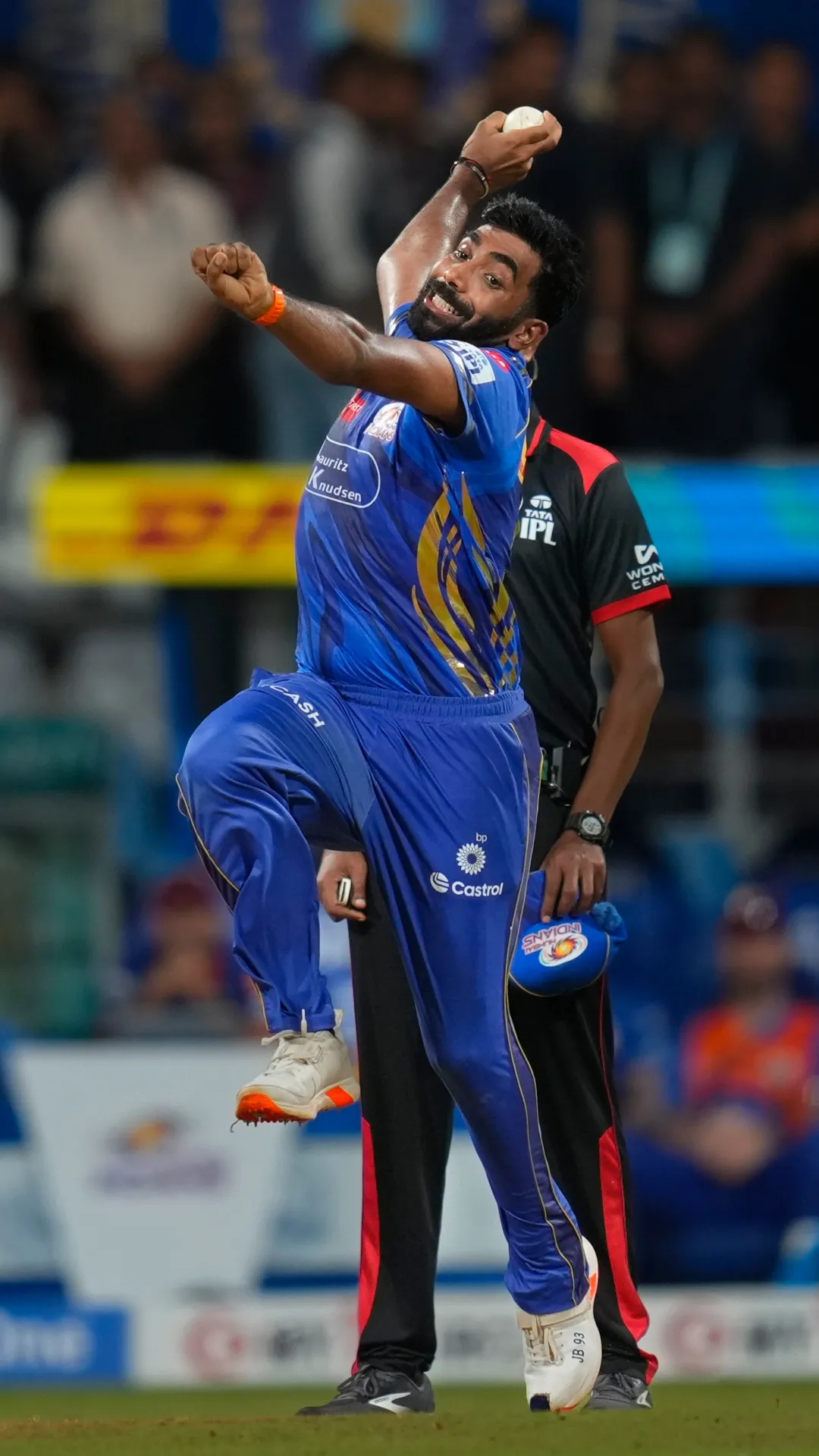 IPL में एक ग्राउंड पर सबसे ज्यादा विकेट लेने वाले गेंदबाज, बुमराह ने इस खिलाड़ी को छोड़ा पीछे