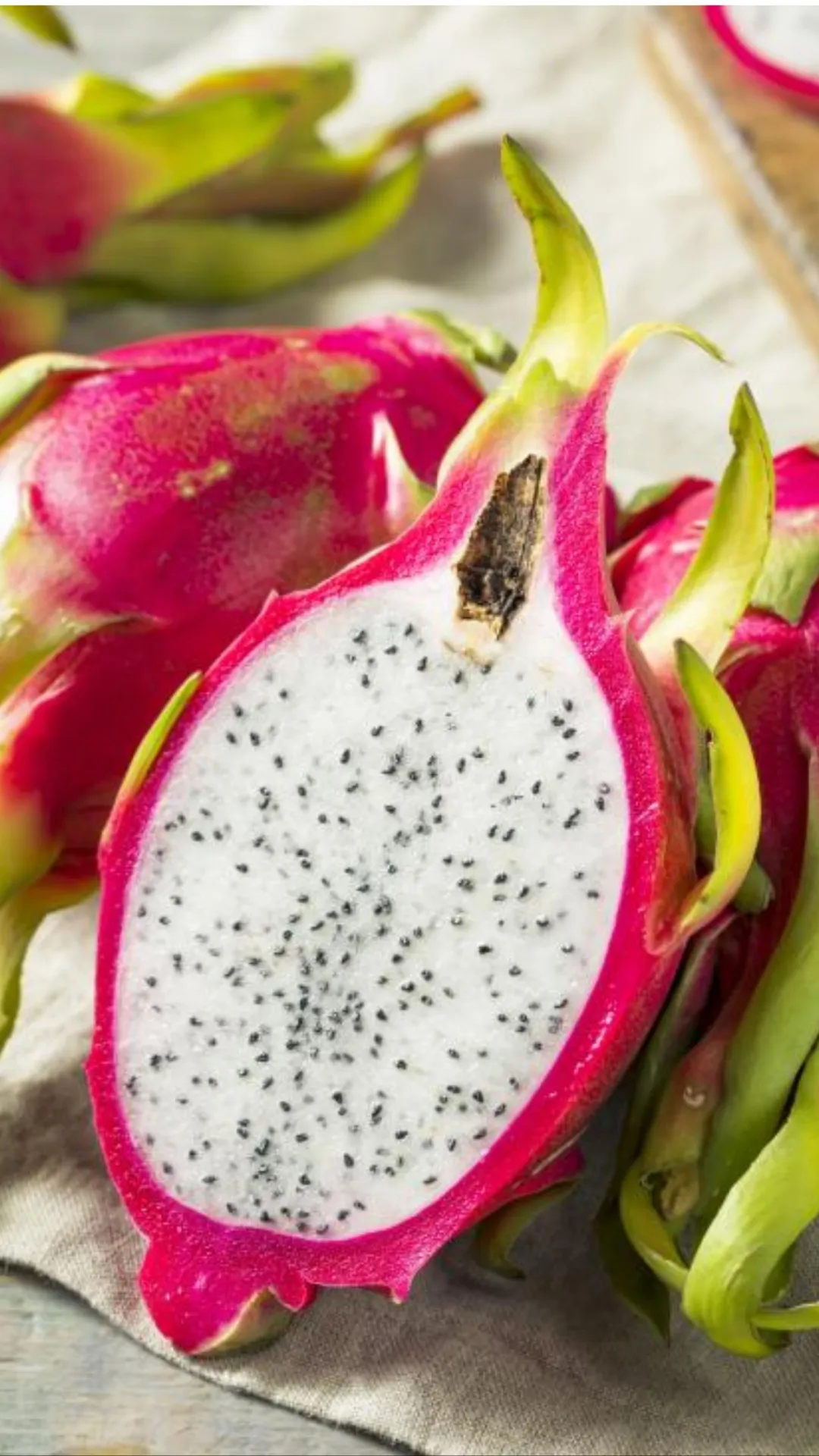 ड्रैगन फ्रूट में कौन सा विटामिन पाया जाता है?