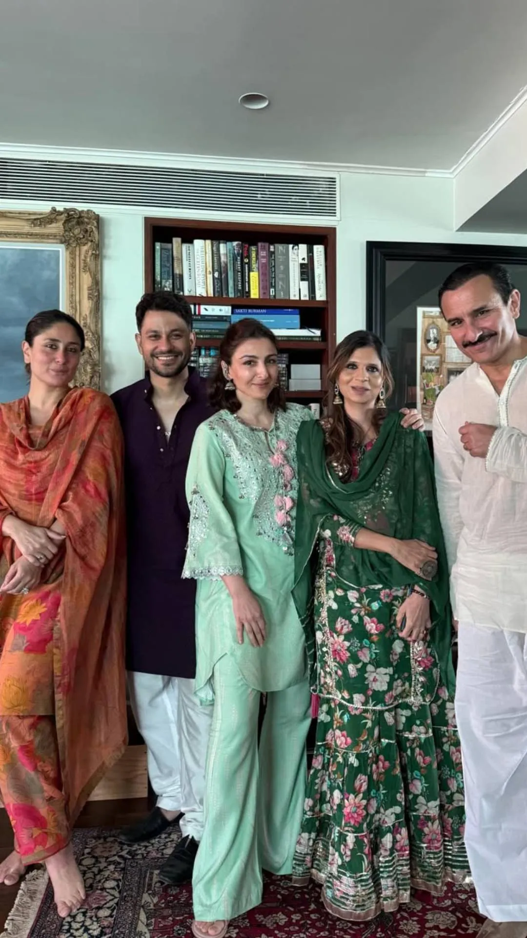 ऐसी रही पटौदी खानदान की ईद, सैफ-करीना के घर पर लगा जमघट

