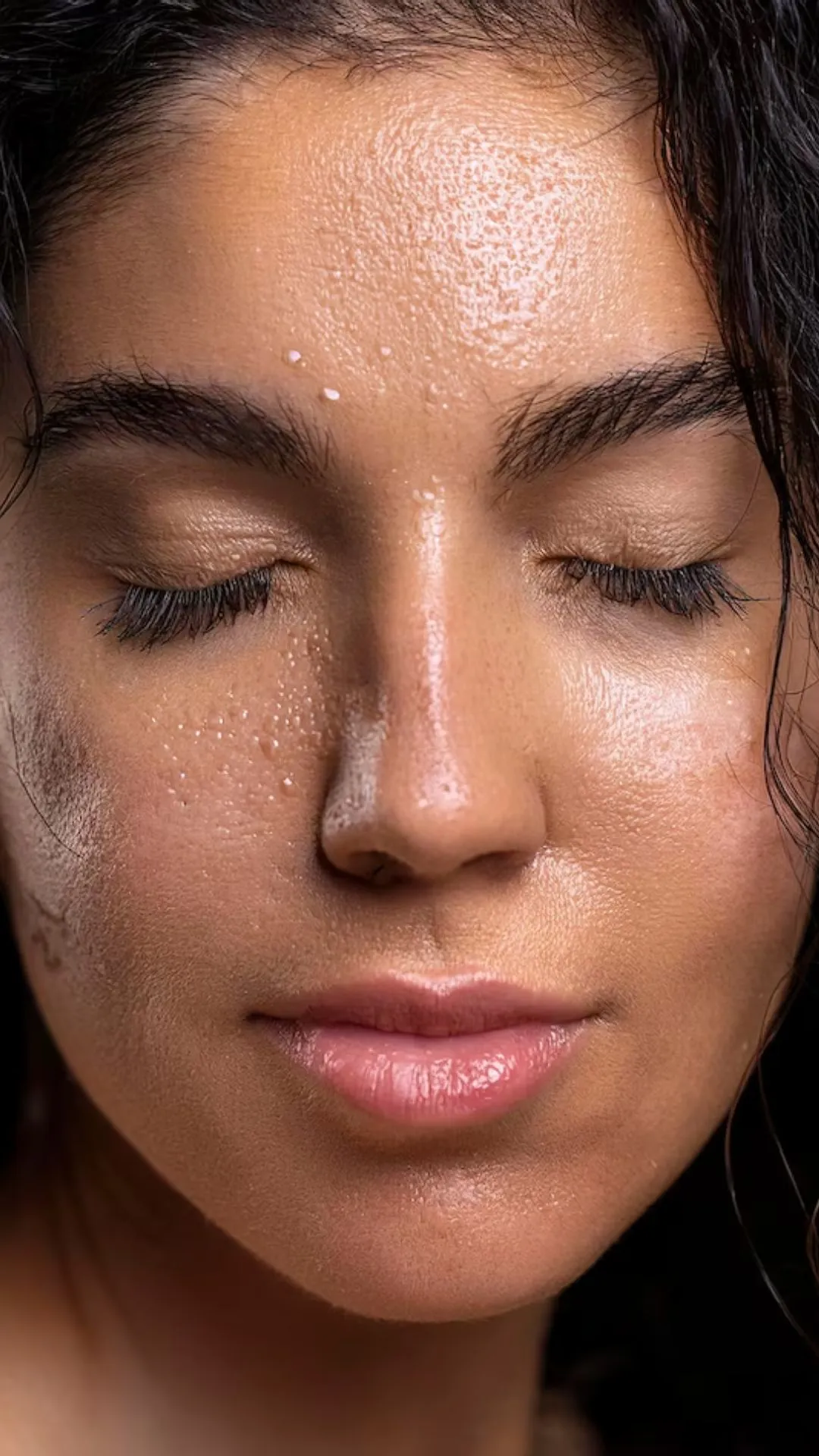 इन घरेलू नुस्खों से ऑयली स्किन को कहें बाय-बाय