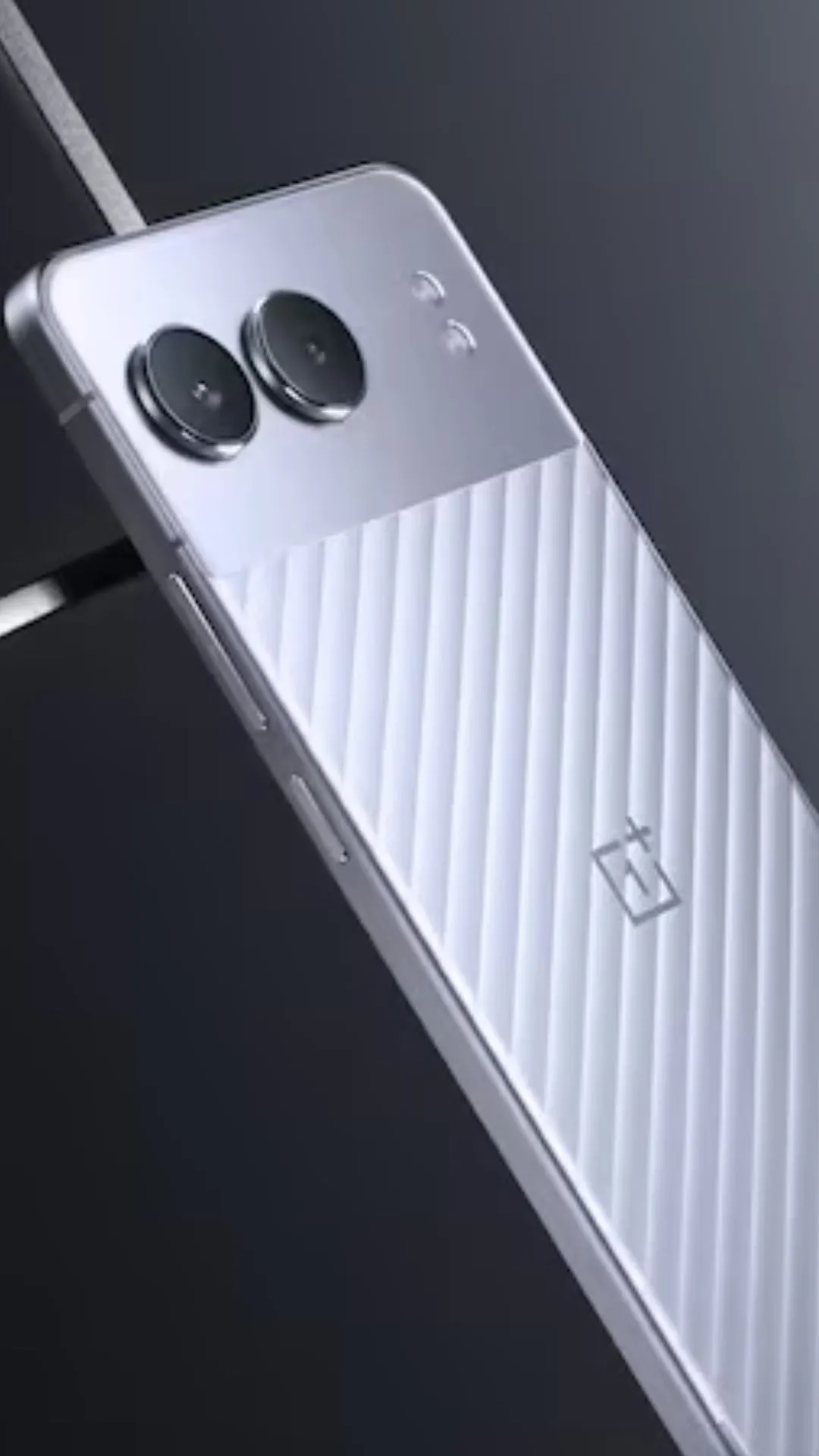 OnePlus Nord 4 256GB की औंधे मुंह गिरी कीमत, Amazon पर ऑफर्स की बारिश