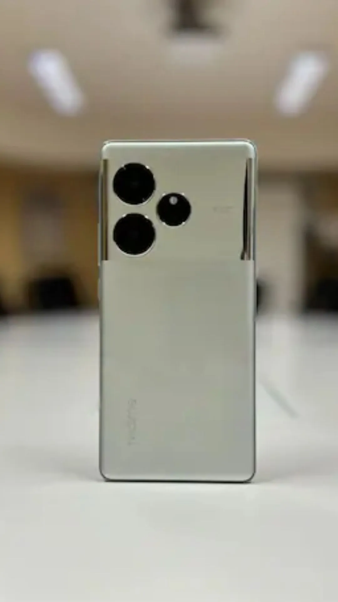 256GB वाले Realme GT 6T की धड़ाम हुई कीमत, Amazon Sale में मिल रहा Huge Discount 