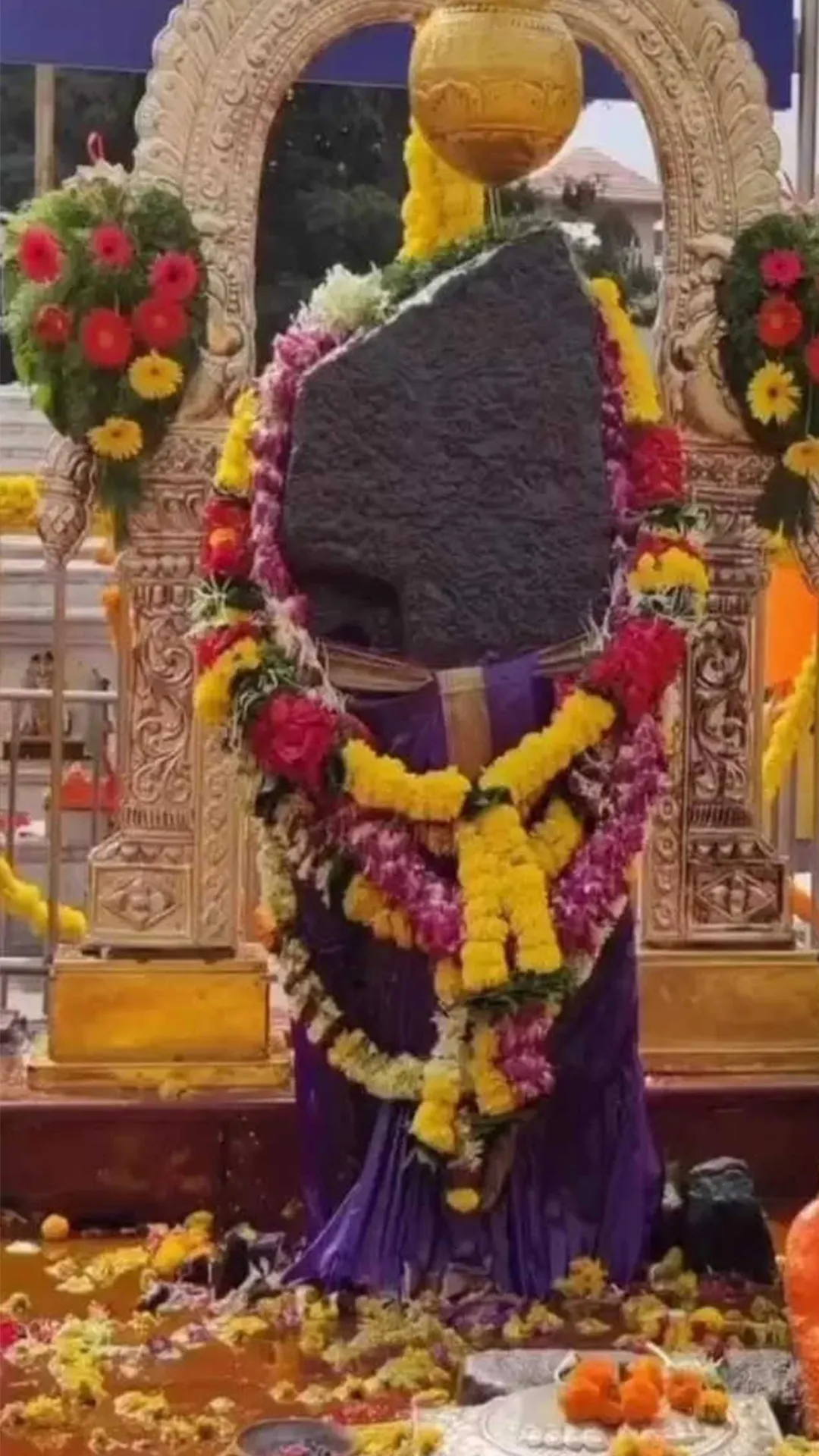 शनिवार को कौन से काम करने से शनि देव प्रसन्न होते हैं? जानिए