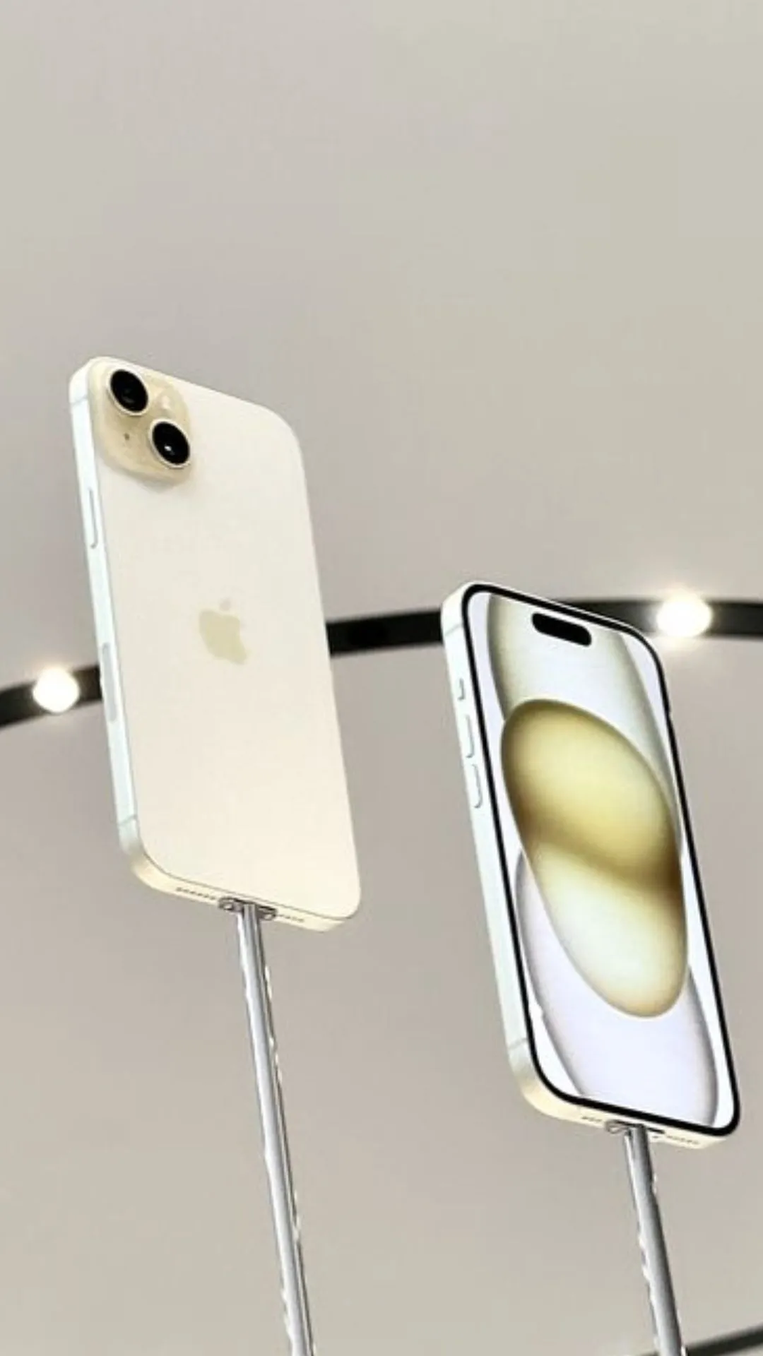 औंधे मुंह गिरी iPhone 15 की कीमत, यहां मिल रहा है छप्परफाड़ डिस्काउंट ऑफर
