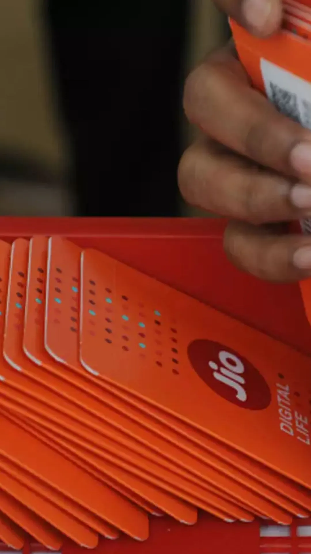 Jio का 98 दिन चलने वाला सस्ता रिचार्ज प्लान, करोड़ों मोबाइल यूजर्स को मिली राहत 