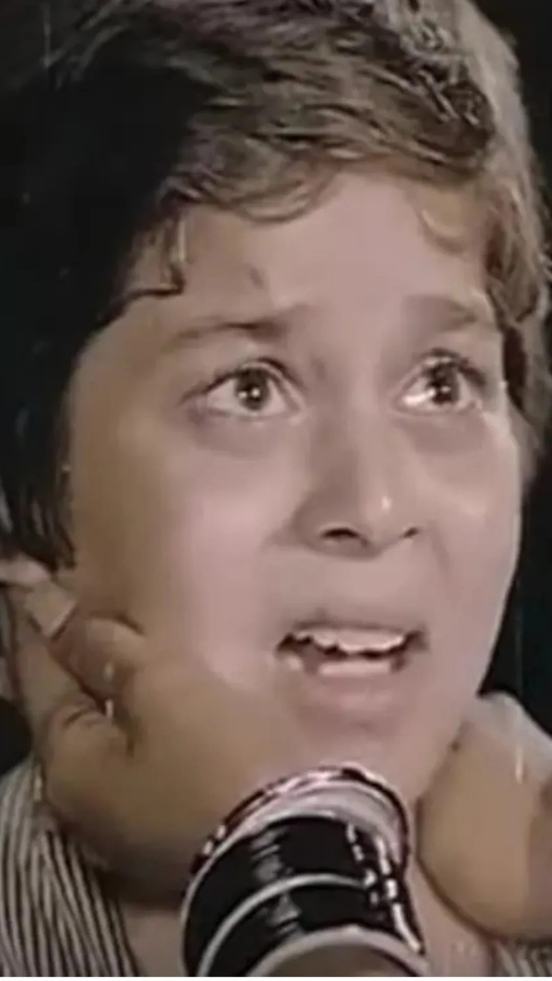 बॉलीवुड का वो मशहूर बच्चा, जिसकी स्टार से ज्यादा थी डिमांड, 40 साल बाद दिखने लगा है ऐसा