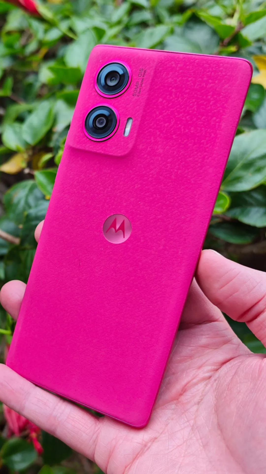 Motorola Edge 50 Fusion की कीमत धड़ाम, हजारों रुपये सस्ता हुआ 12GB रैम वाला फोन