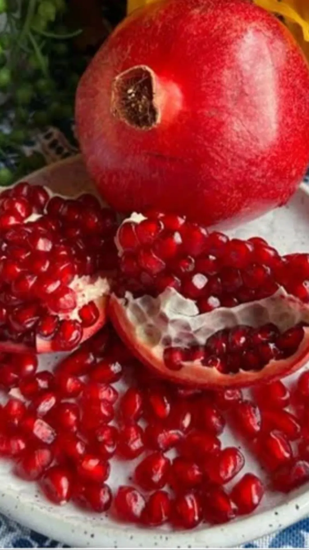 अनार में कौन सा विटामिन पाया जाता है?